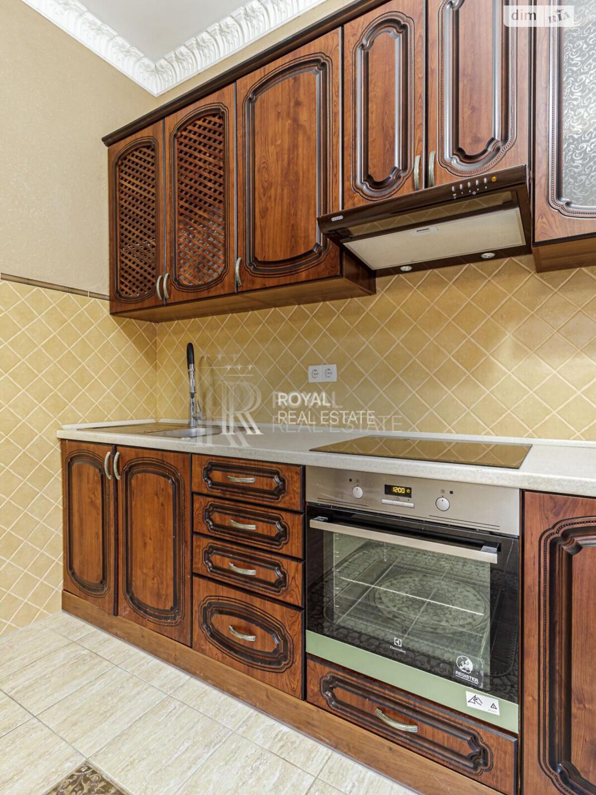 двопроверховий будинок, 200 кв. м, кирпич. Здається помісячно в Києві, в районі Оболонський фото 1