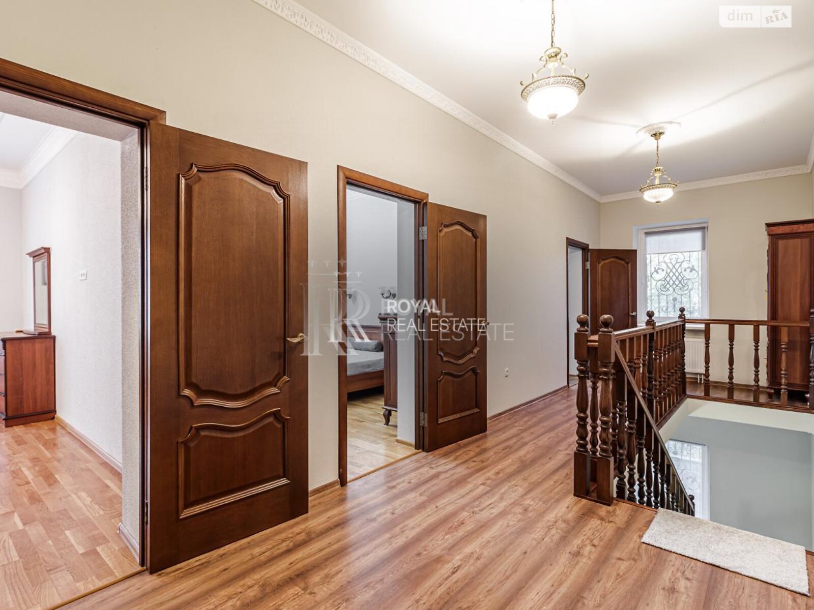 двопроверховий будинок, 200 кв. м, кирпич. Здається помісячно в Києві, в районі Оболонський фото 1