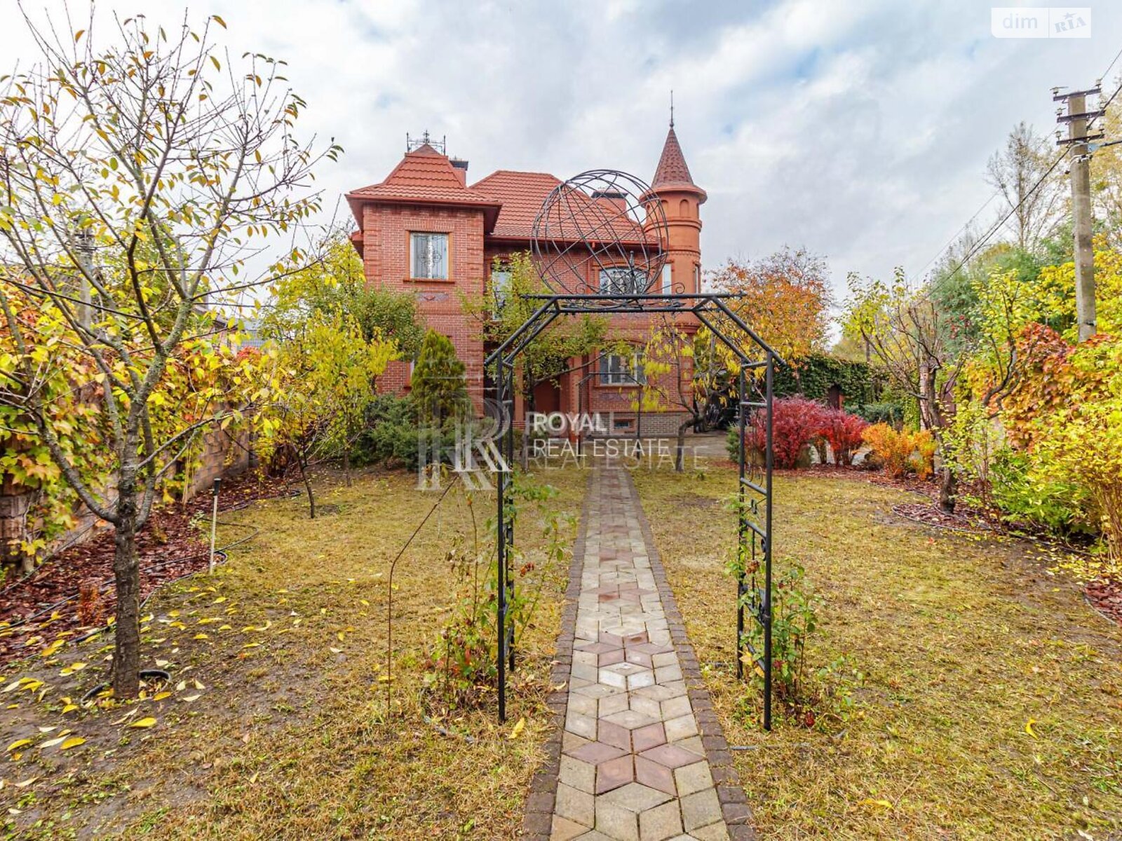 двопроверховий будинок, 200 кв. м, кирпич. Здається помісячно в Києві, в районі Оболонський фото 1