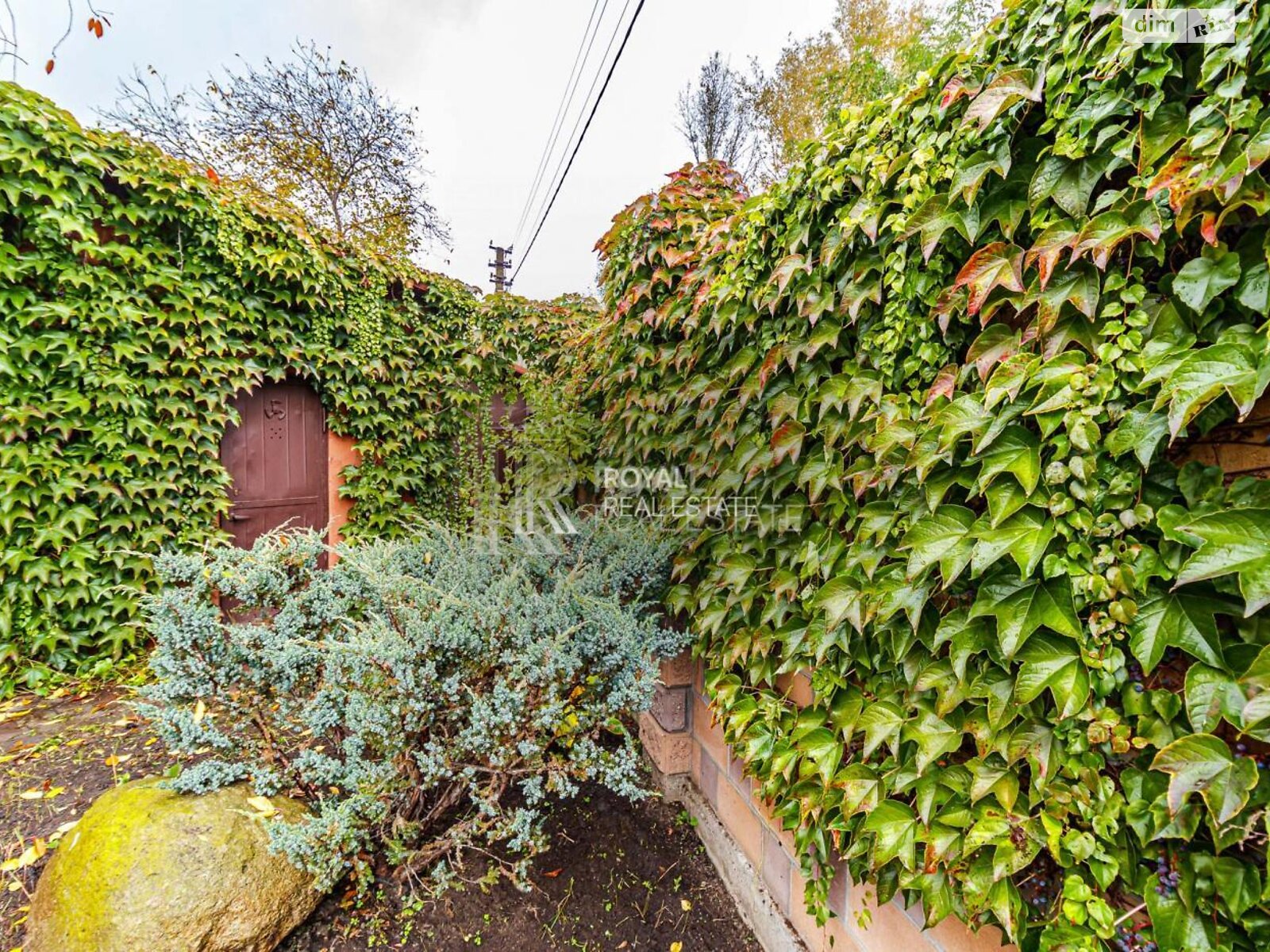 двопроверховий будинок, 200 кв. м, кирпич. Здається помісячно в Києві, в районі Оболонський фото 1