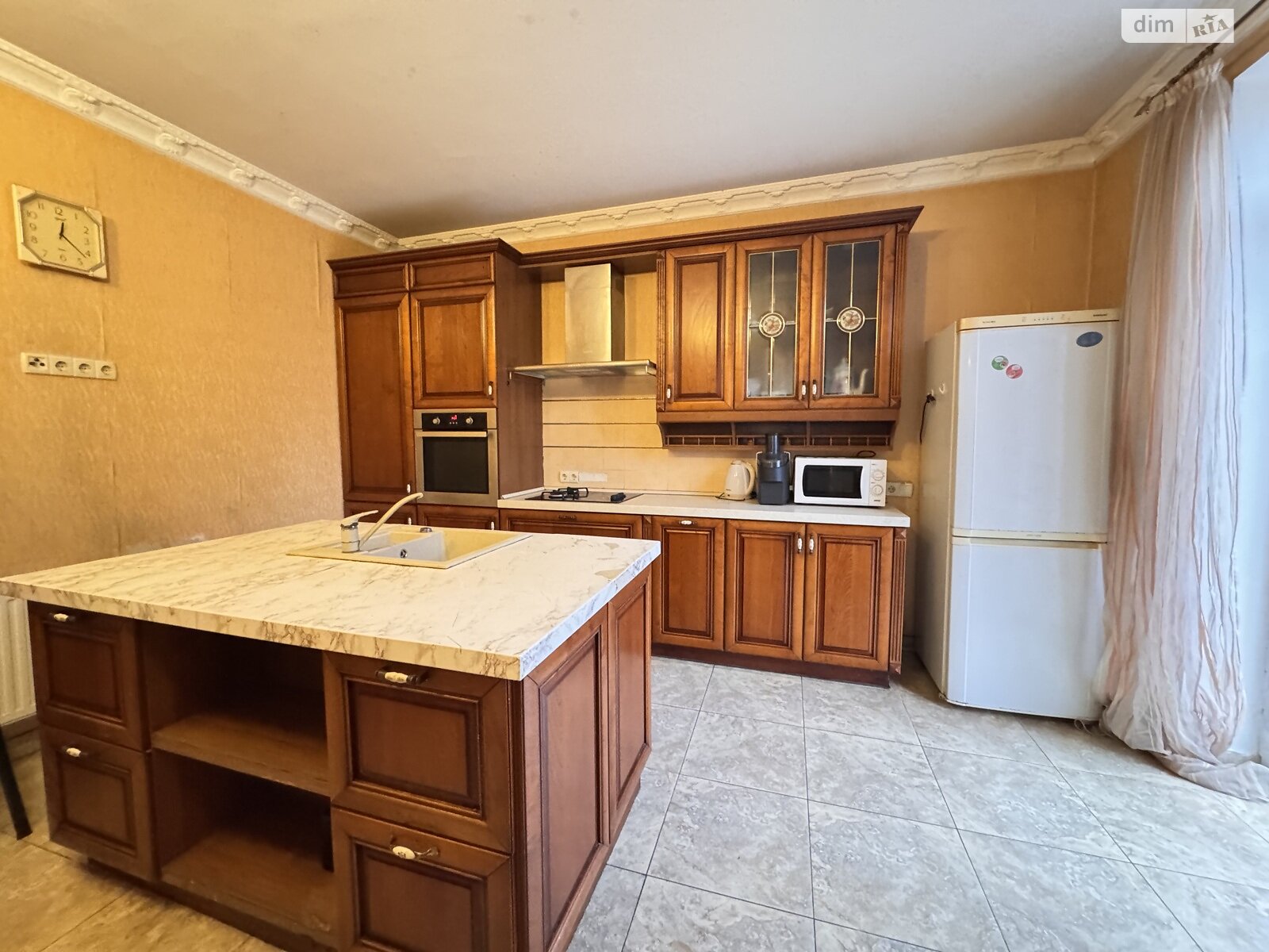 трипроверховий будинок з балконом, 267 кв. м, газобетон. Здається помісячно в Києві, в районі Нижні сади фото 1