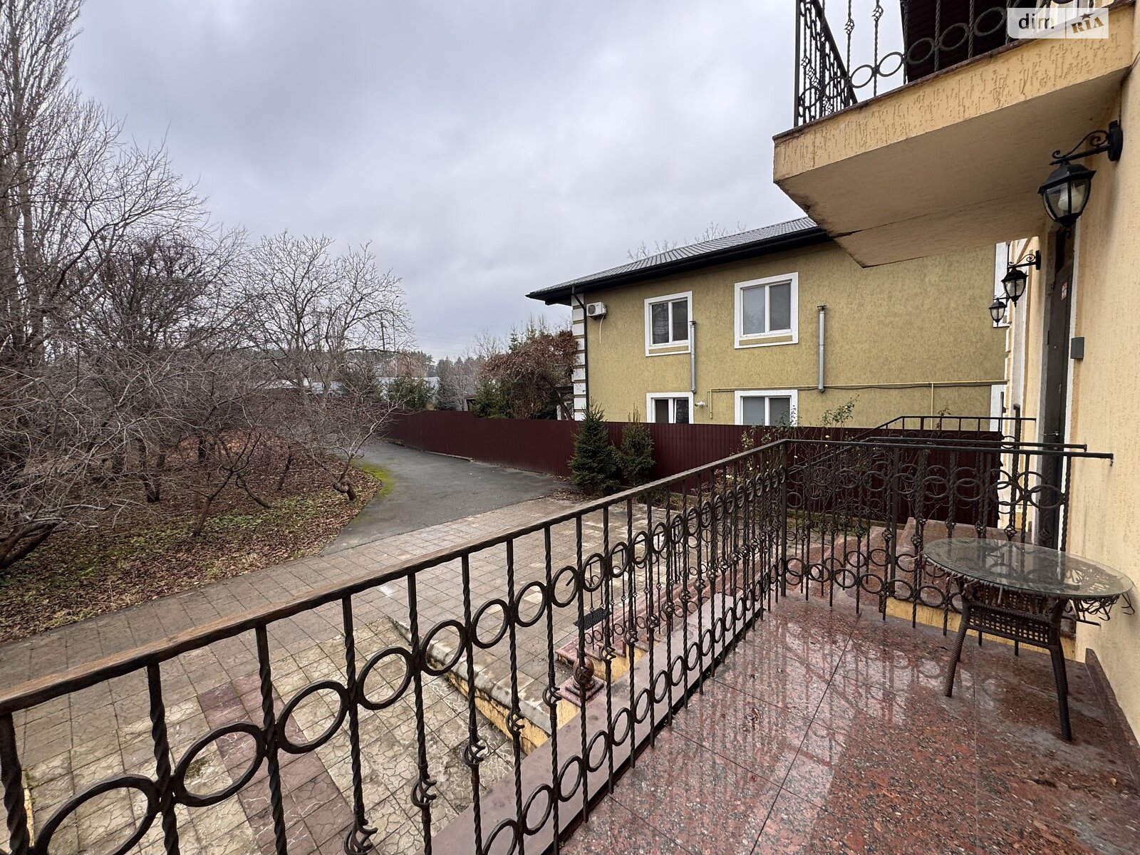 трипроверховий будинок з балконом, 267 кв. м, газобетон. Здається помісячно в Києві, в районі Нижні сади фото 1