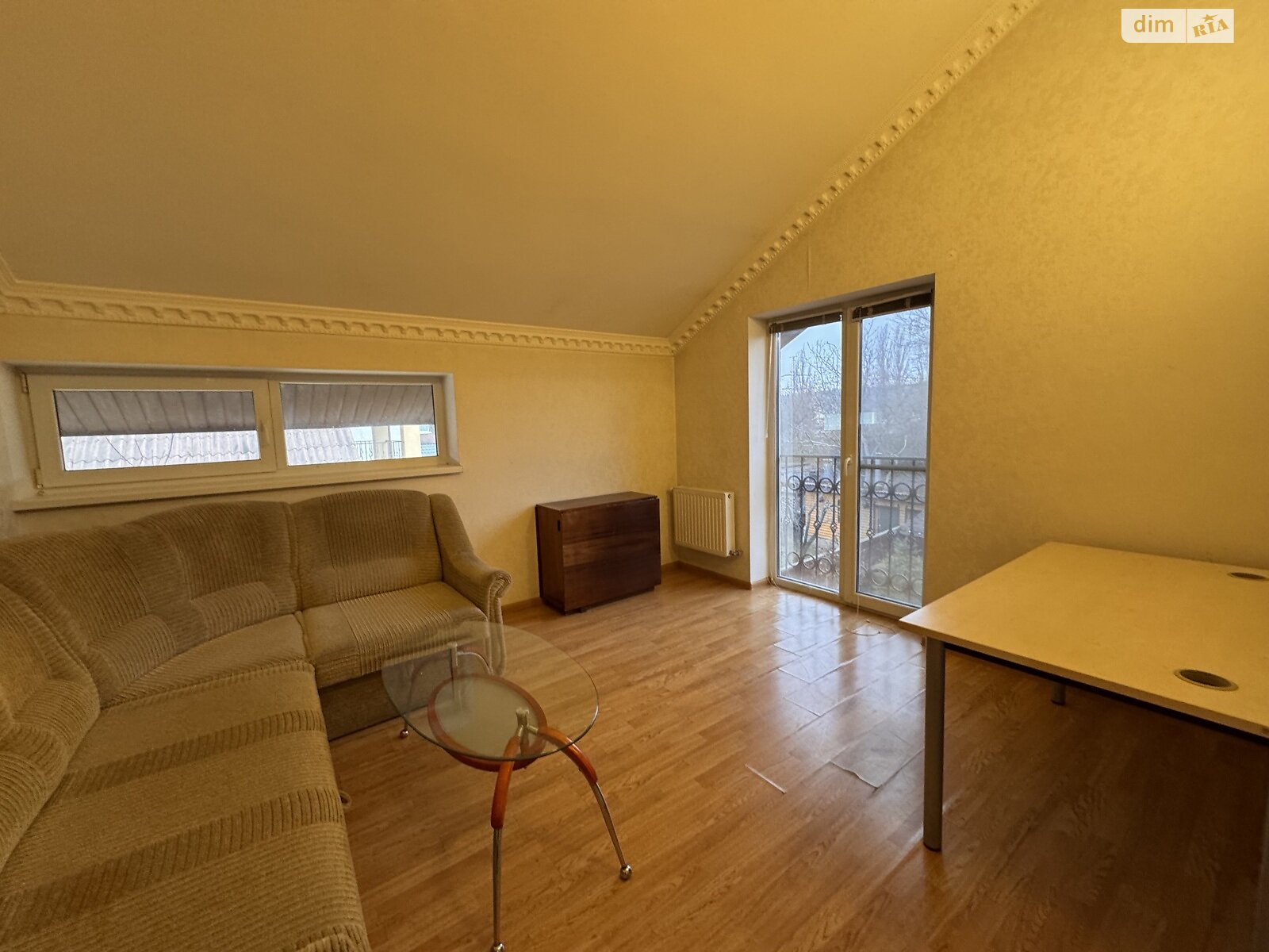 трипроверховий будинок з балконом, 267 кв. м, газобетон. Здається помісячно в Києві, в районі Нижні сади фото 1