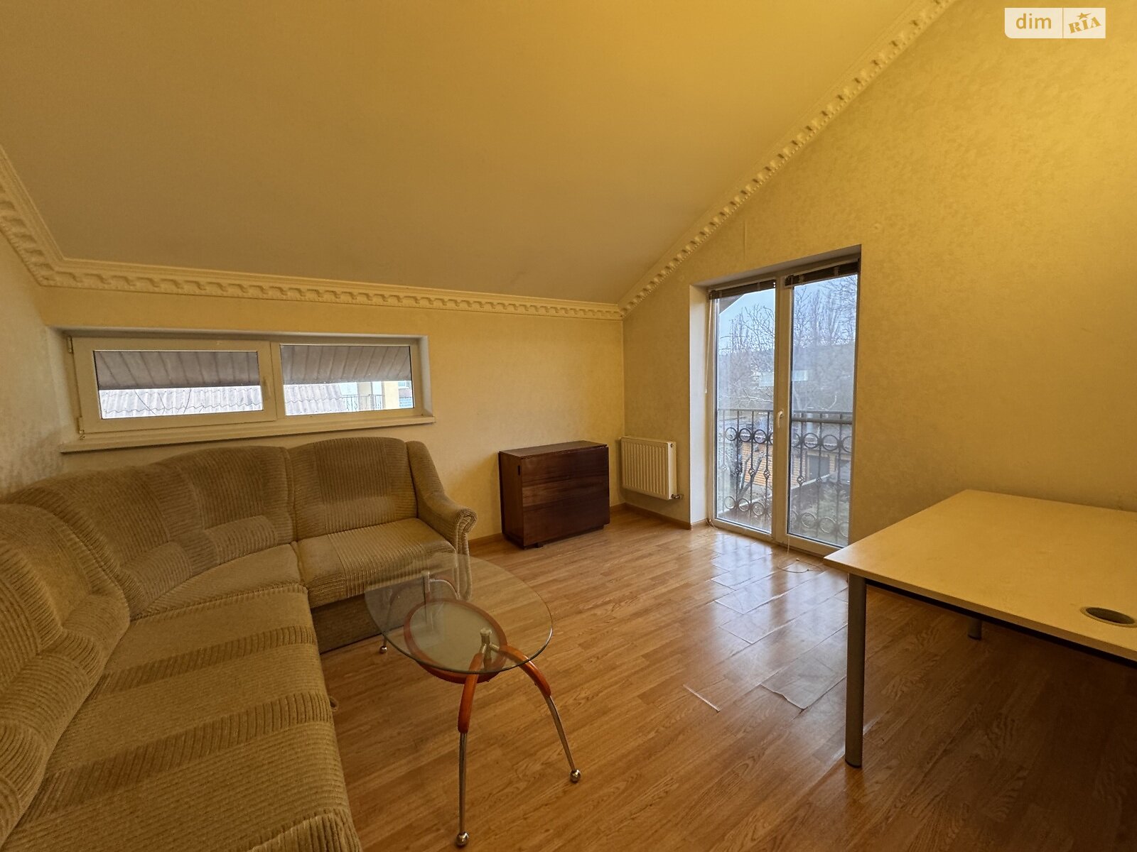 трипроверховий будинок з балконом, 267 кв. м, газобетон. Здається помісячно в Києві, в районі Нижні сади фото 1