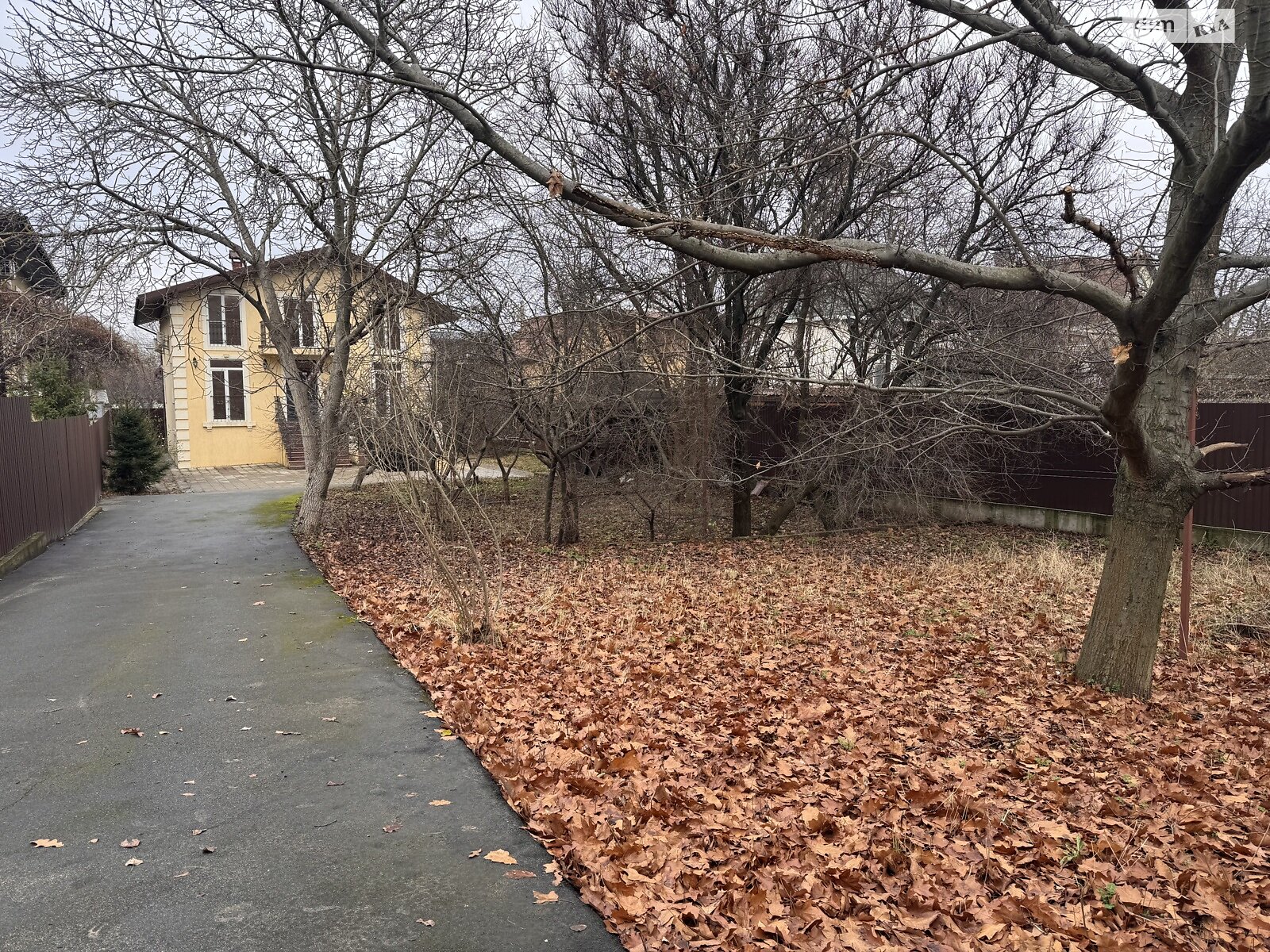 трипроверховий будинок з балконом, 267 кв. м, газобетон. Здається помісячно в Києві, в районі Нижні сади фото 1