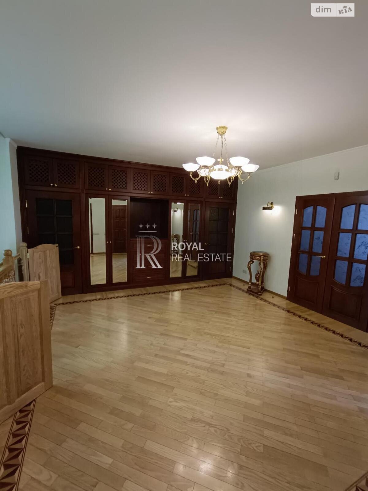 двоповерховий будинок, 557 кв. м, кирпич. Здається помісячно в Києві, в районі Оболонський фото 1 двопроверховий будинок, 557 кв. м, кирпич. Здається помісячно в Києві, в районі Оболонський фото 1