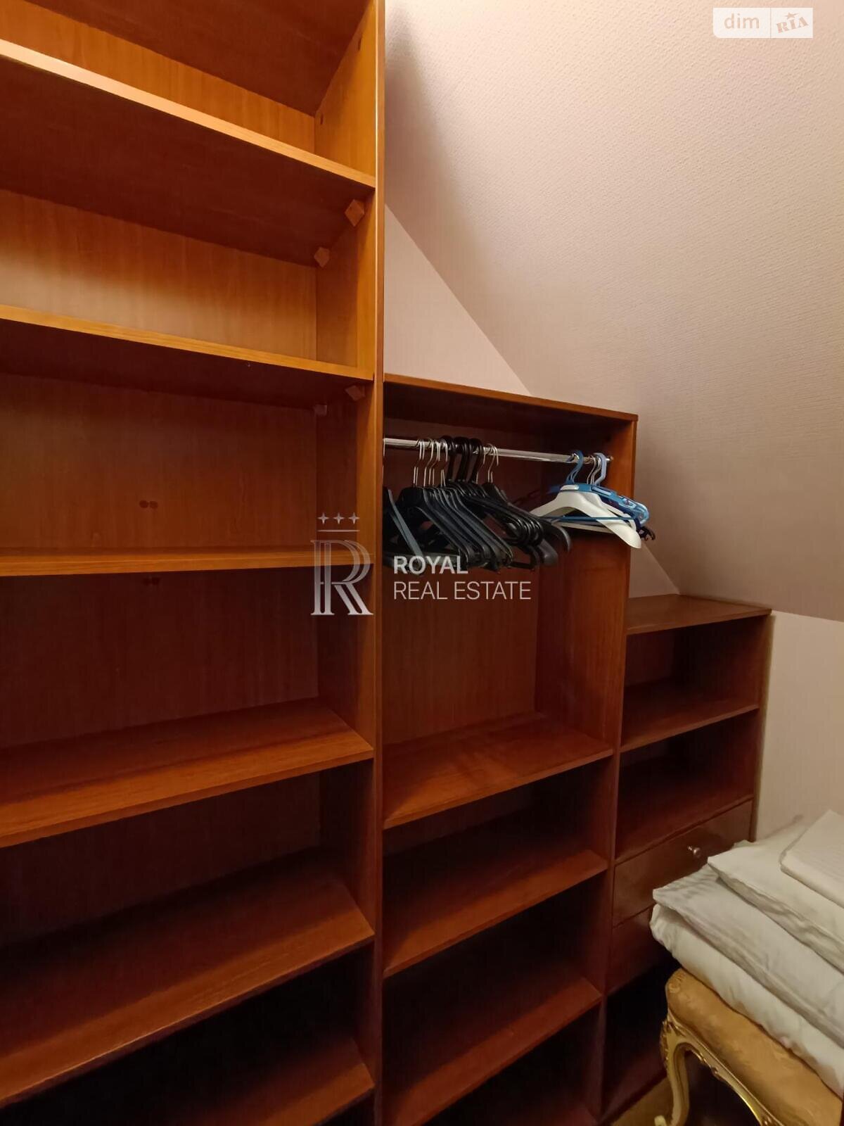 двоповерховий будинок, 557 кв. м, кирпич. Здається помісячно в Києві, в районі Оболонський фото 1 двопроверховий будинок, 557 кв. м, кирпич. Здається помісячно в Києві, в районі Оболонський фото 1