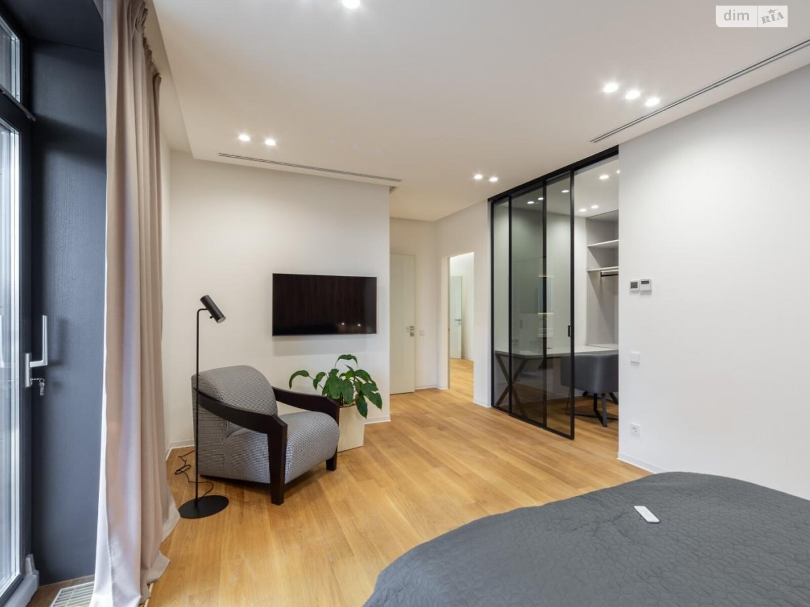 двоповерховий будинок, 302 кв. м, цегла. Здається помісячно в Києві фото 1 двоповерховий будинок, 302 кв. м, цегла. Здається помісячно в Києві фото 1