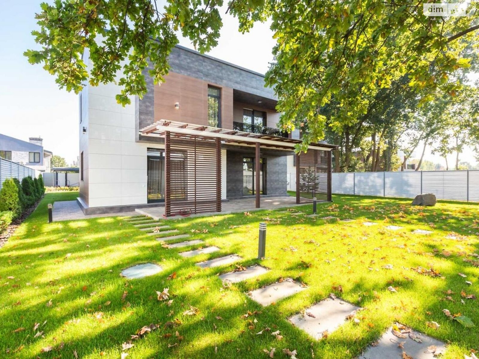 двоповерховий будинок, 302 кв. м, цегла. Здається помісячно в Києві фото 1 двоповерховий будинок, 302 кв. м, цегла. Здається помісячно в Києві фото 1