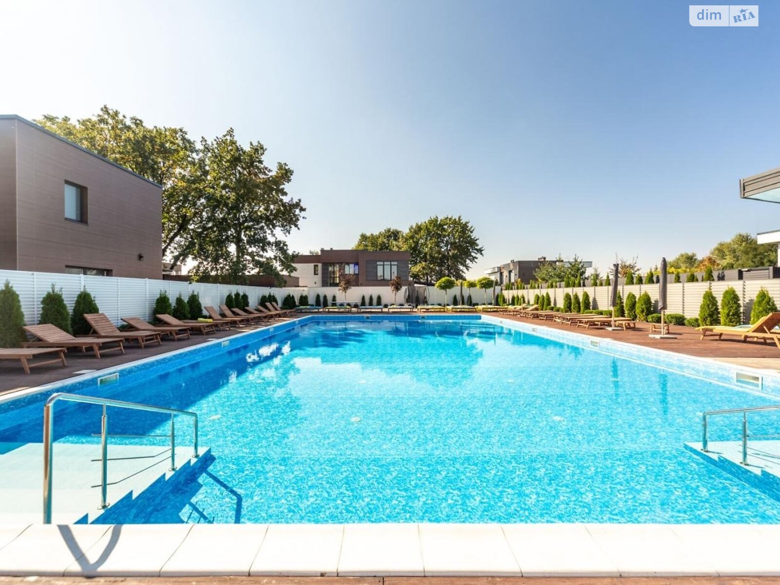 двоповерховий будинок, 302 кв. м, цегла. Здається помісячно в Києві фото 1 двоповерховий будинок, 302 кв. м, цегла. Здається помісячно в Києві фото 1