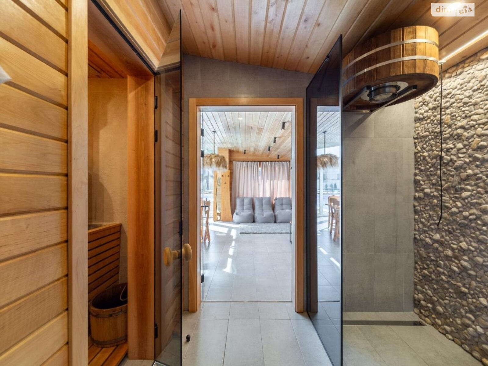 двоповерховий будинок, 302 кв. м, цегла. Здається помісячно в Києві фото 1 двоповерховий будинок, 302 кв. м, цегла. Здається помісячно в Києві фото 1