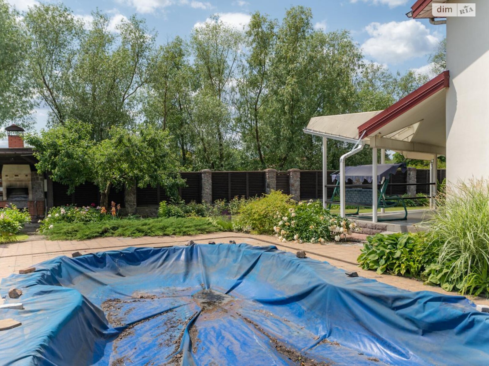 двухэтажный дом с гаражом, 360 кв. м, кирпич. Сдается помесячно в Киеве, в районе Осокорки фото 1 двухэтажный дом с гаражом, 360 кв. м, кирпич. Сдается помесячно в Киеве, в районе Осокорки фото 1
