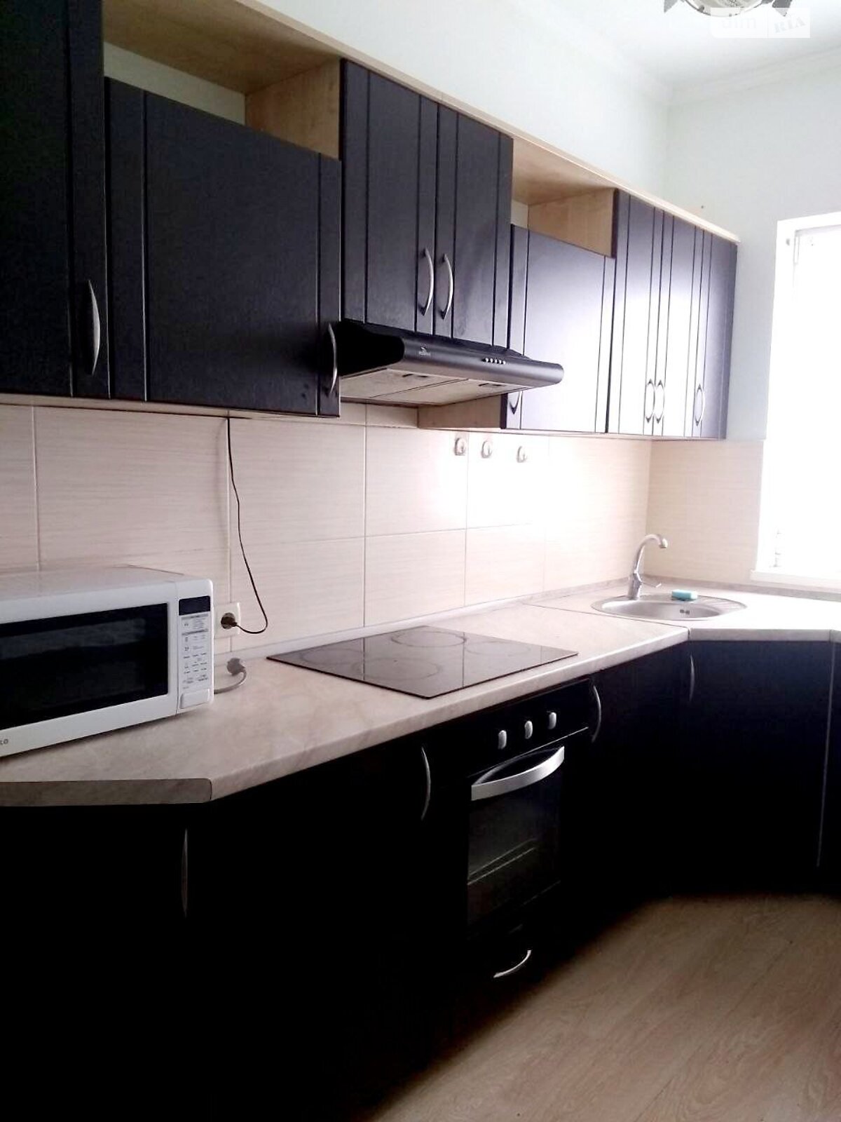 двухэтажный дом, 130 кв. м, пеноблок. Сдается помесячно в Киеве, в районе Осокорки фото 1 двухэтажный дом, 130 кв. м, пеноблок. Сдается помесячно в Киеве, в районе Осокорки фото 1