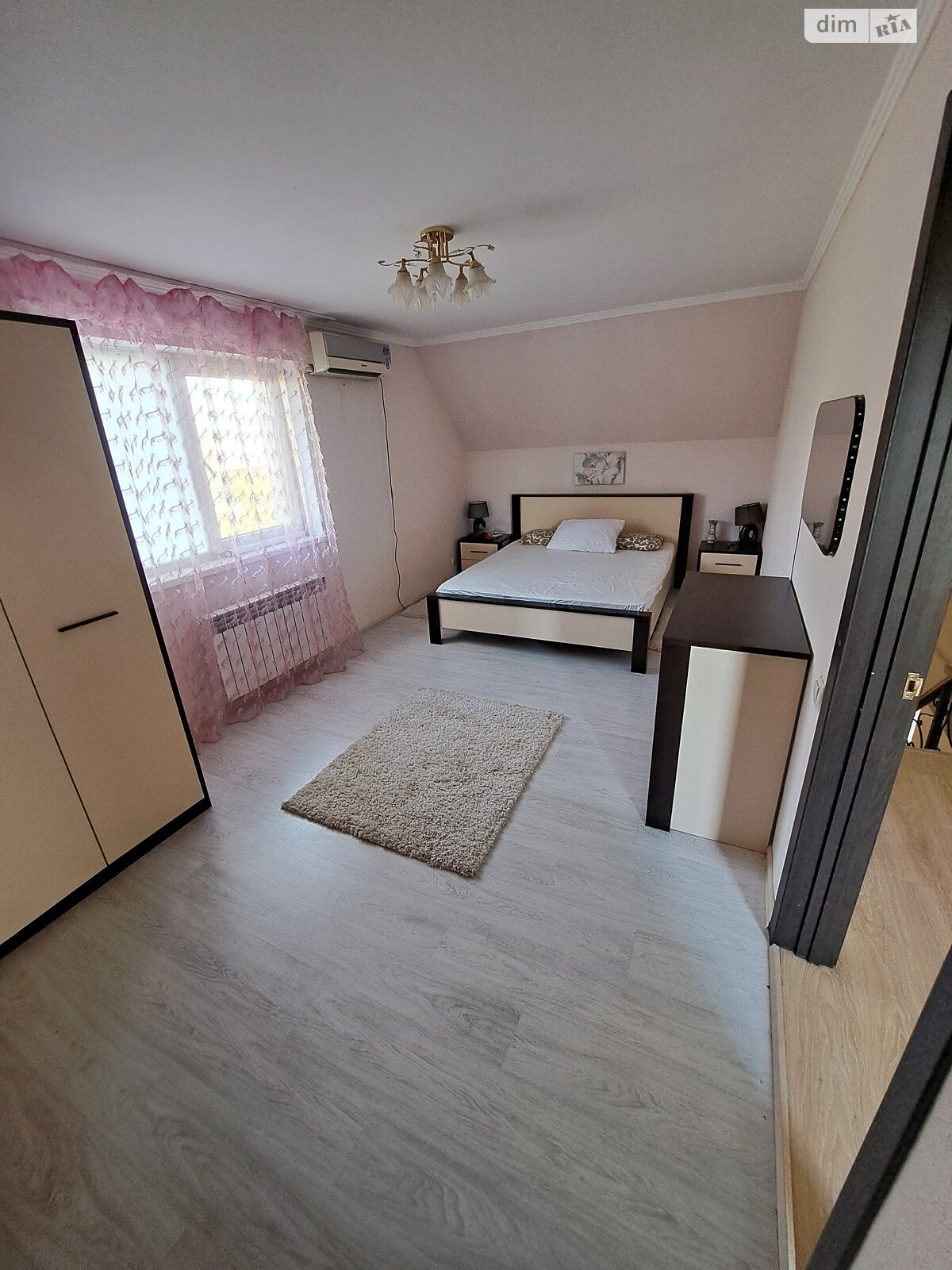 двухэтажный дом, 130 кв. м, пеноблок. Сдается помесячно в Киеве, в районе Осокорки фото 1 двухэтажный дом, 130 кв. м, пеноблок. Сдается помесячно в Киеве, в районе Осокорки фото 1