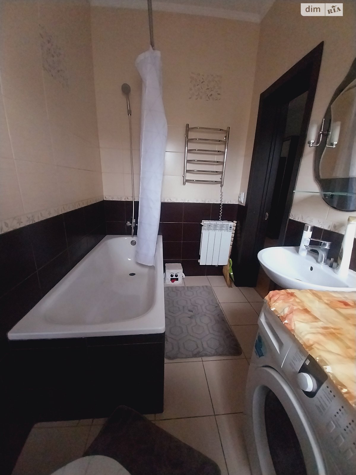 двоповерховий будинок з балконом, 130 кв. м, кирпич. Здається помісячно в Києві, в районі Осокорки фото 1 двопроверховий будинок з балконом, 130 кв. м, кирпич. Здається помісячно в Києві, в районі Осокорки фото 1