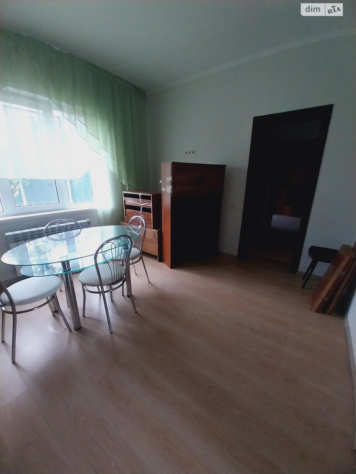 двоповерховий будинок з балконом, 130 кв. м, кирпич. Здається помісячно в Києві, в районі Осокорки фото 1 двопроверховий будинок з балконом, 130 кв. м, кирпич. Здається помісячно в Києві, в районі Осокорки фото 1