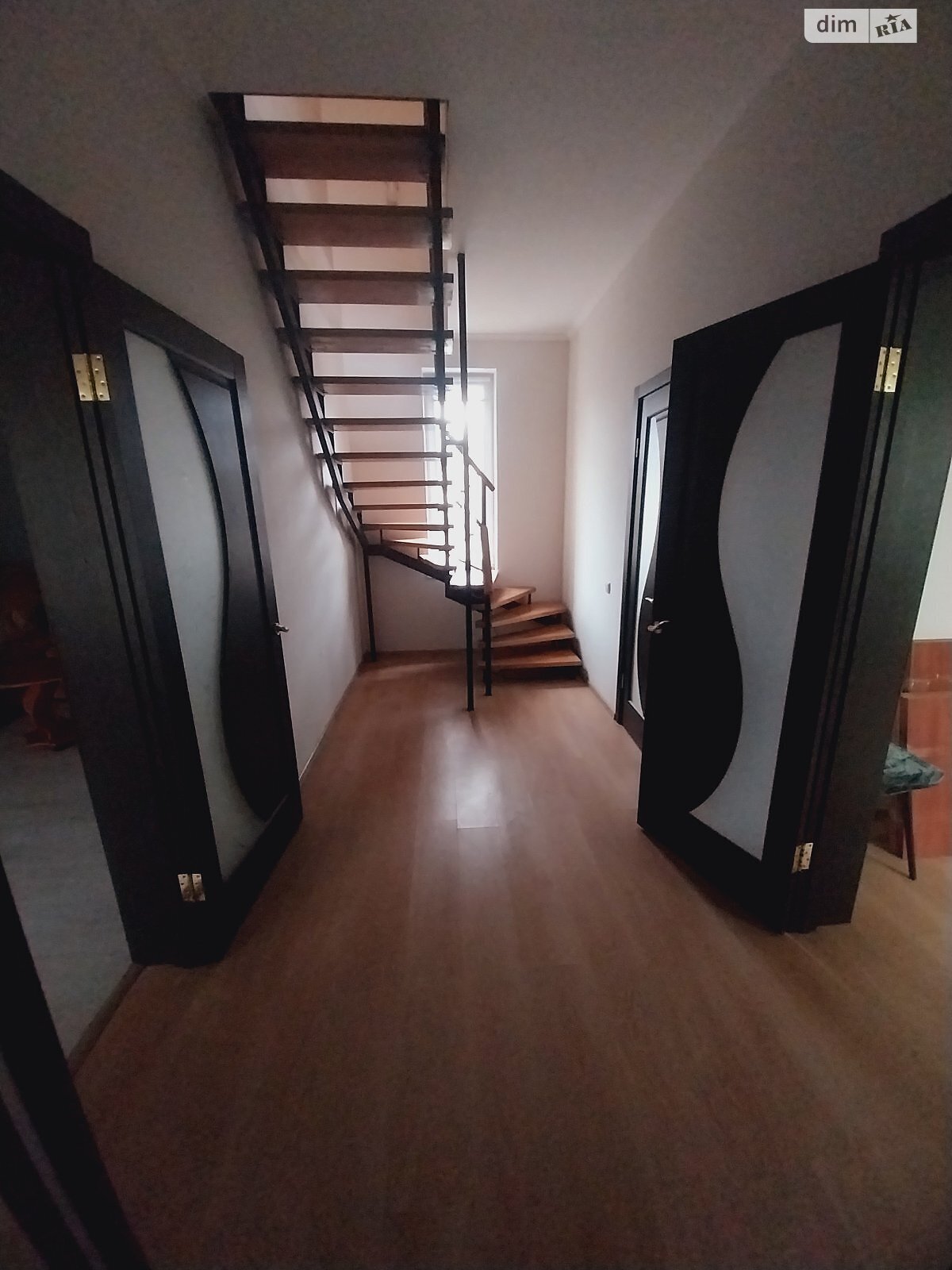 двоповерховий будинок з балконом, 130 кв. м, кирпич. Здається помісячно в Києві, в районі Осокорки фото 1 двопроверховий будинок з балконом, 130 кв. м, кирпич. Здається помісячно в Києві, в районі Осокорки фото 1