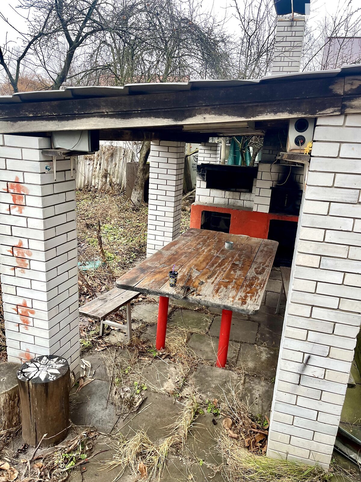 трехэтажный дом с верандой, 203.7 кв. м, кирпич. Сдается помесячно в Киеве, в районе Осокорки фото 1 трехэтажный дом с верандой, 203.7 кв. м, кирпич. Сдается помесячно в Киеве, в районе Осокорки фото 1