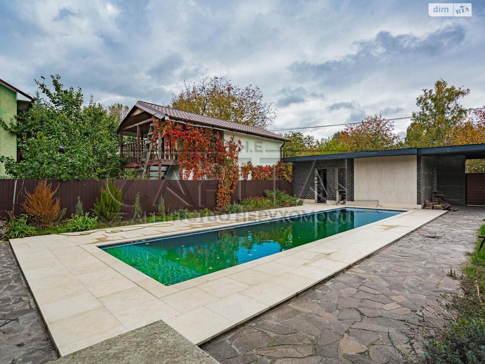 одноэтажный дом с верандой, 150 кв. м, кирпич. Сдается помесячно в Киеве, в районе Осокорки фото 1