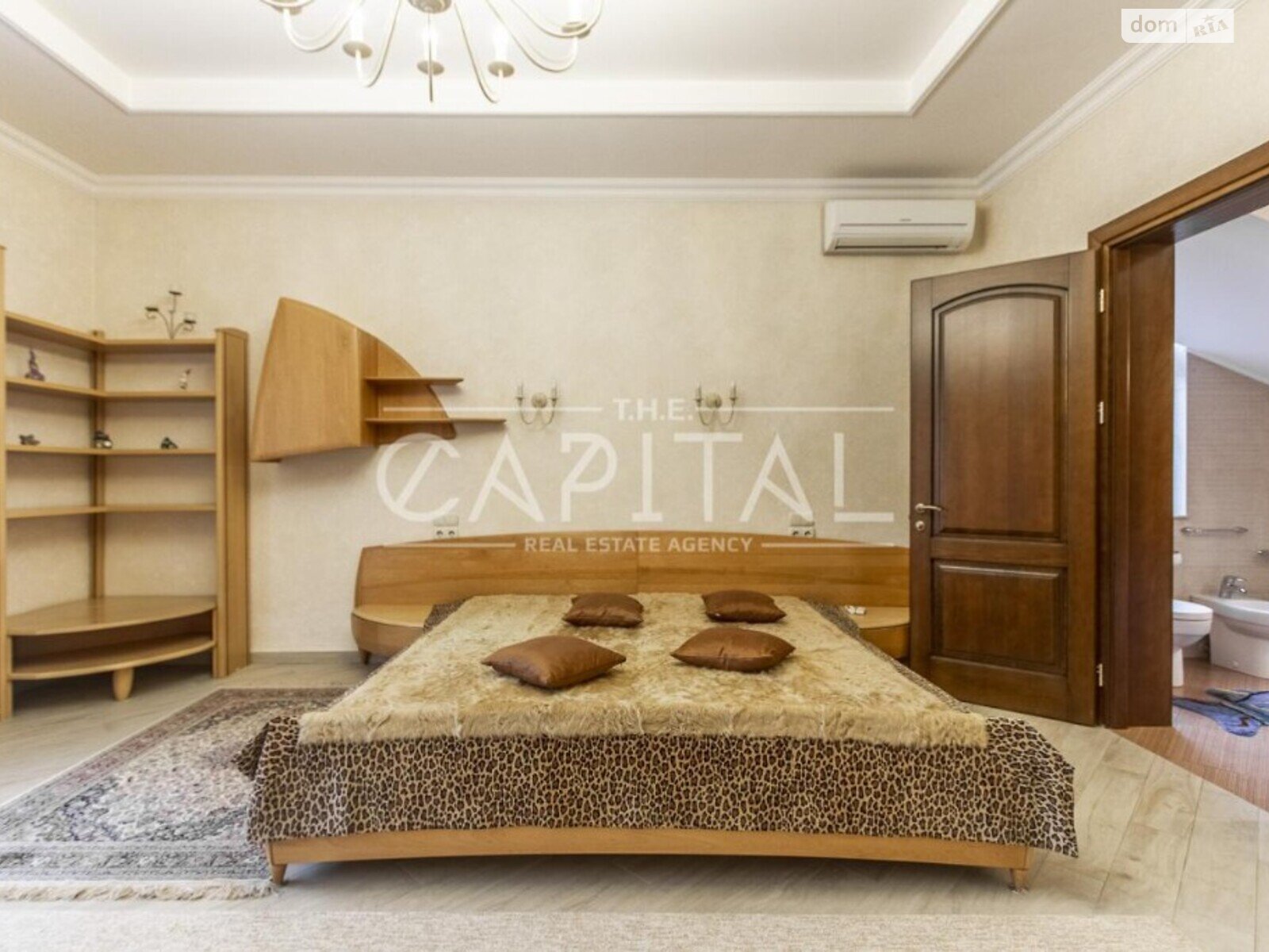 двухэтажный дом с балконом, 450 кв. м, кирпич. Сдается помесячно в Киеве, в районе Осокорки фото 1 двухэтажный дом с балконом, 450 кв. м, кирпич. Сдается помесячно в Киеве, в районе Осокорки фото 1