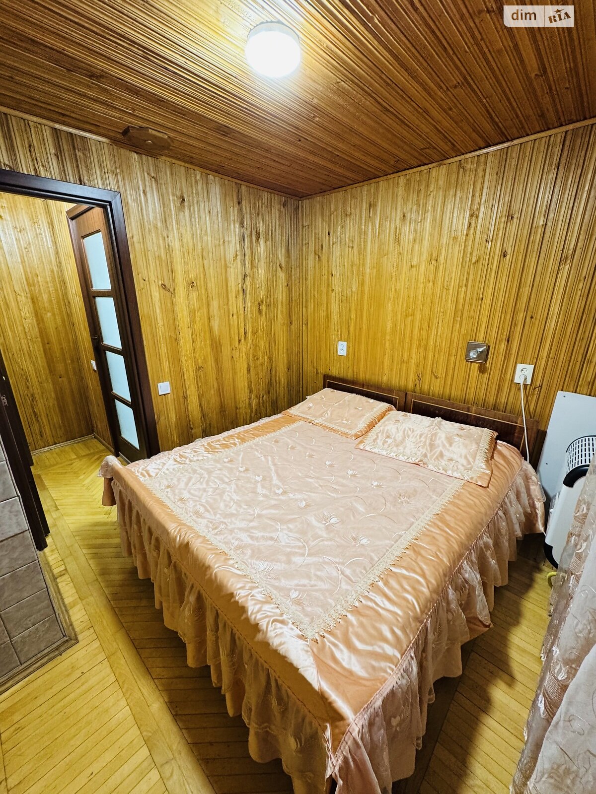 двухэтажный дом с гаражом, 180 кв. м, кирпич. Сдается помесячно в Киеве, в районе Осокорки фото 1 двухэтажный дом с гаражом, 180 кв. м, кирпич. Сдается помесячно в Киеве, в районе Осокорки фото 1