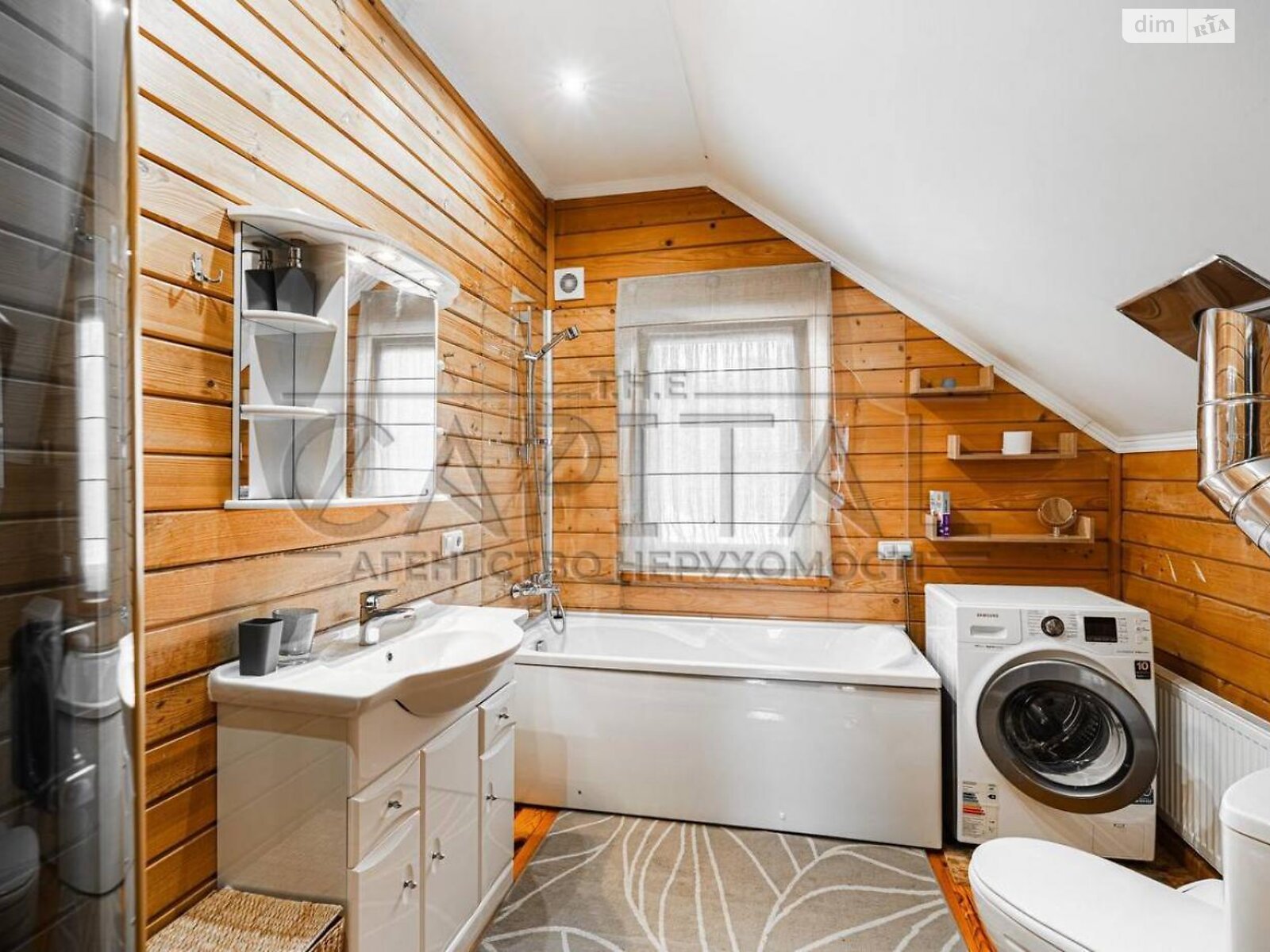 двухэтажный дом, 120 кв. м, кирпич. Сдается помесячно в Вишенки фото 1 двухэтажный дом, 120 кв. м, кирпич. Сдается помесячно в Вишенки фото 1