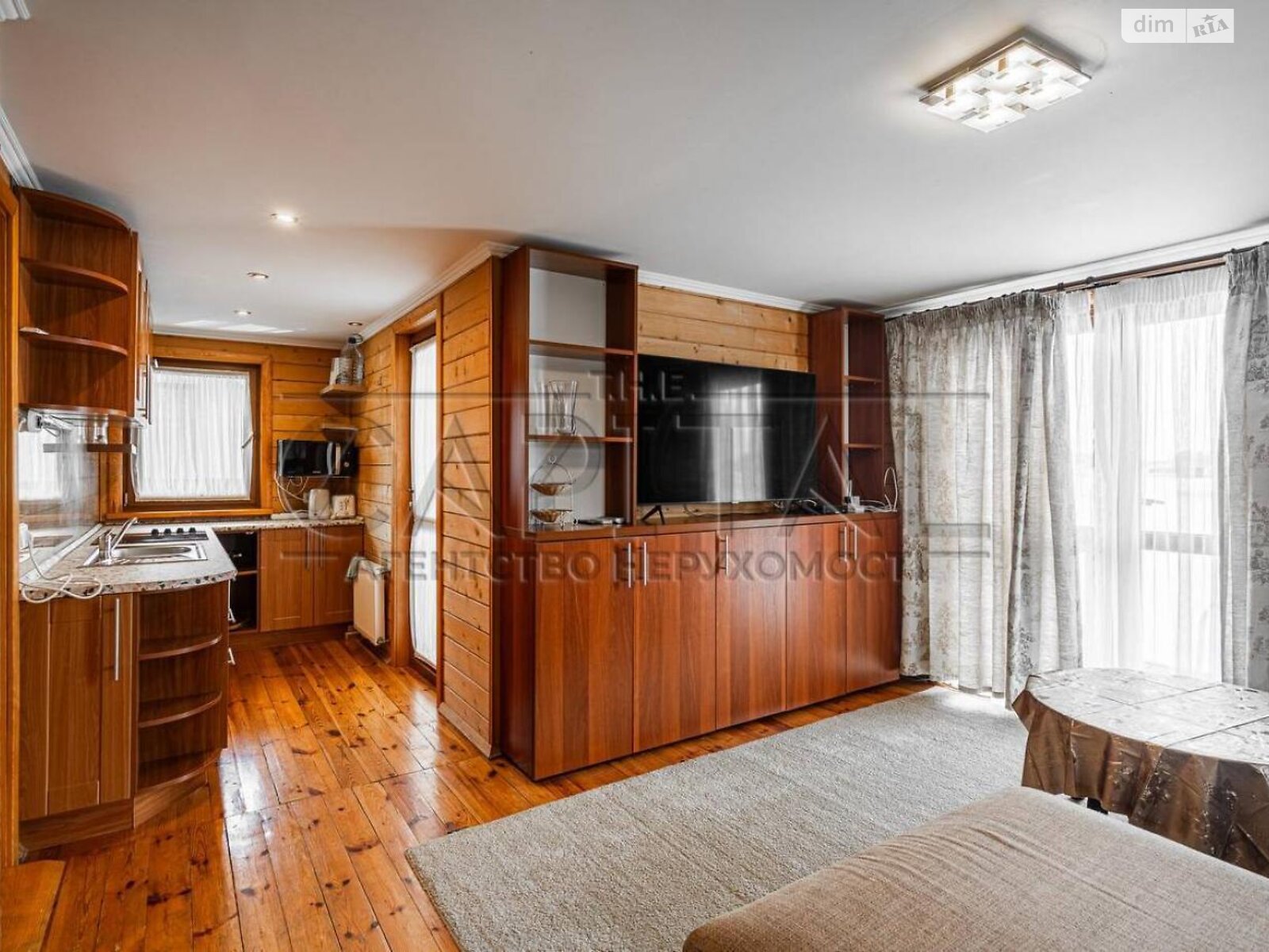 двухэтажный дом, 120 кв. м, кирпич. Сдается помесячно в Вишенки фото 1 двухэтажный дом, 120 кв. м, кирпич. Сдается помесячно в Вишенки фото 1