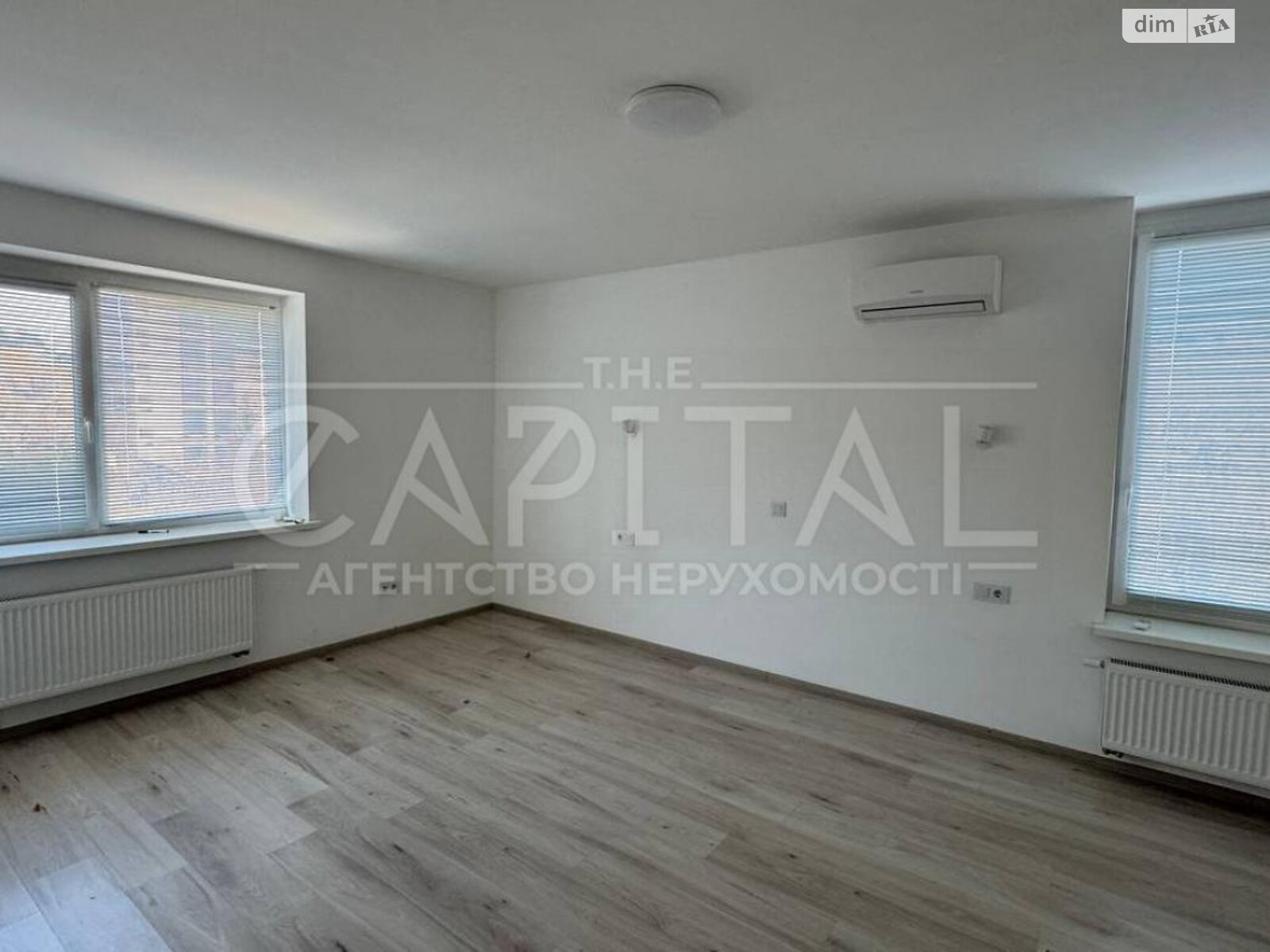 трехэтажный дом, 297 кв. м, кирпич. Сдается помесячно в Киеве, в районе Печерск фото 1 трехэтажный дом, 297 кв. м, кирпич. Сдается помесячно в Киеве, в районе Печерск фото 1