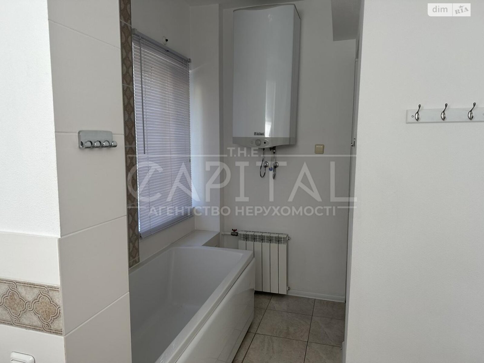 трипроверховий будинок з верандою, 272 кв. м, цегла. Здається помісячно в Києві, в районі Печерськ фото 1