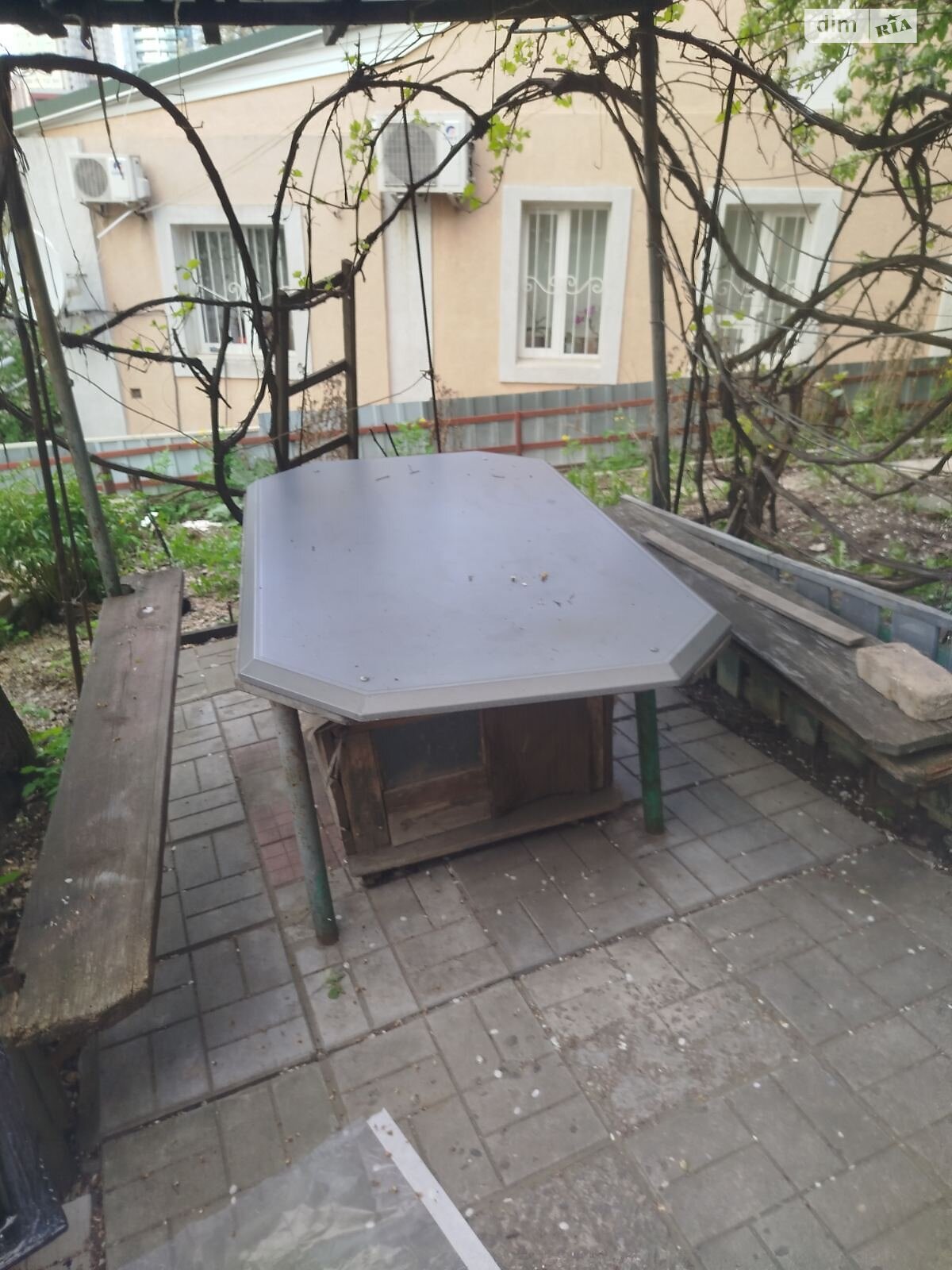 двухэтажный дом, 60 кв. м, кирпич. Сдается помесячно в Киеве, в районе Печерский фото 1 двухэтажный дом, 60 кв. м, кирпич. Сдается помесячно в Киеве, в районе Печерский фото 1
