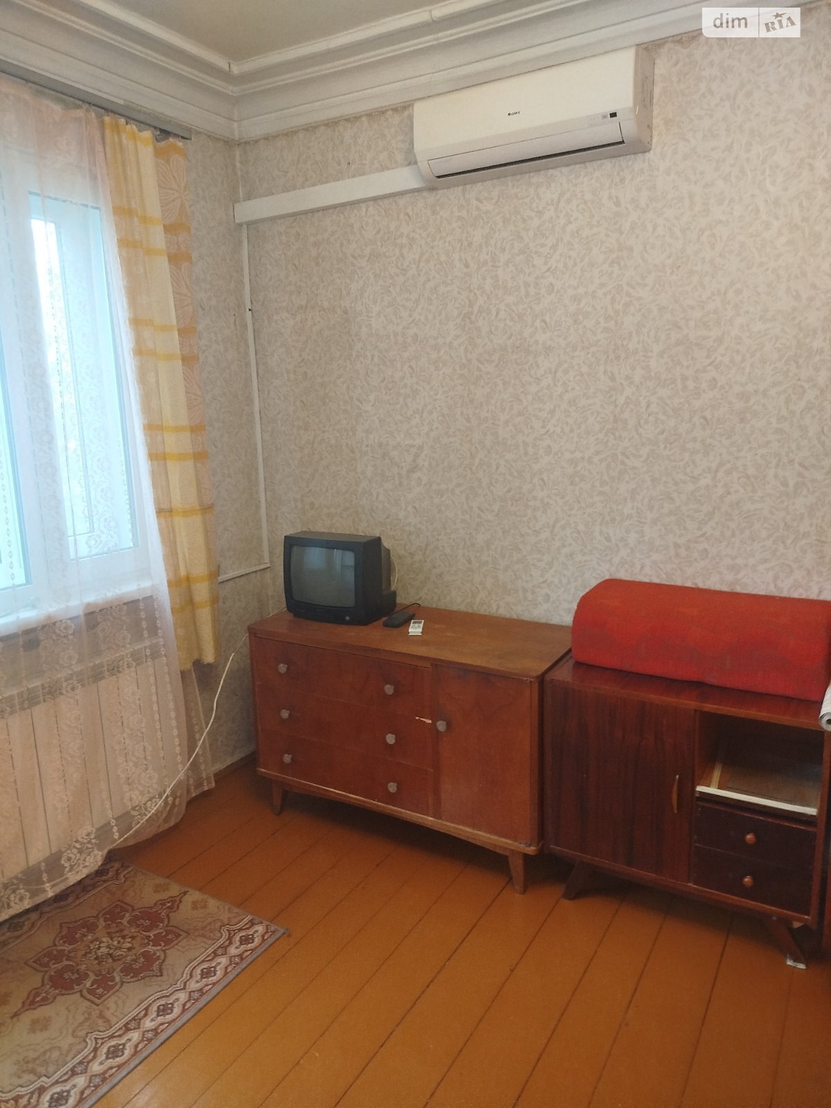 двухэтажный дом, 60 кв. м, кирпич. Сдается помесячно в Киеве, в районе Печерский фото 1 двухэтажный дом, 60 кв. м, кирпич. Сдается помесячно в Киеве, в районе Печерский фото 1