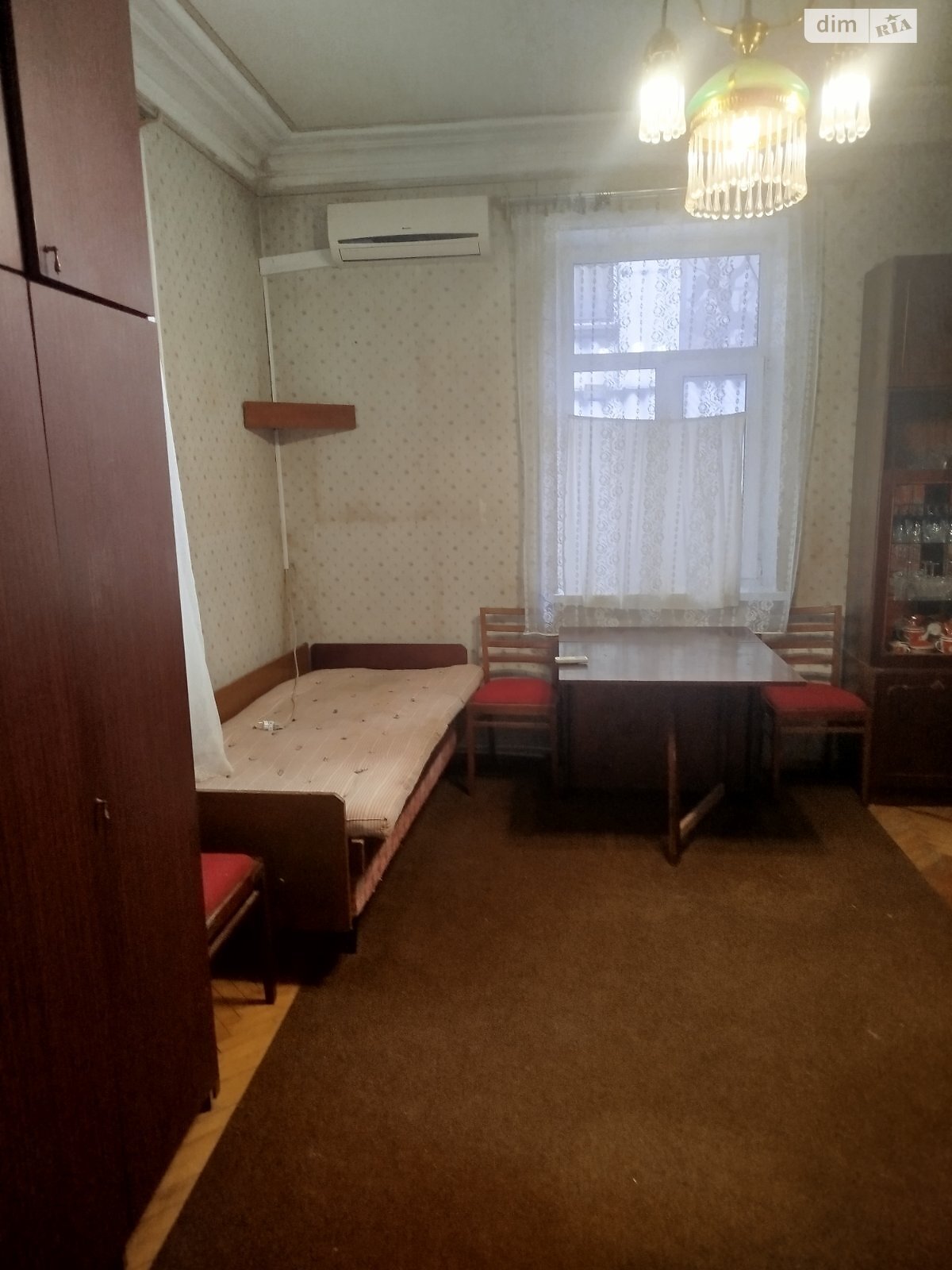 двухэтажный дом, 60 кв. м, кирпич. Сдается помесячно в Киеве, в районе Печерский фото 1 двухэтажный дом, 60 кв. м, кирпич. Сдается помесячно в Киеве, в районе Печерский фото 1