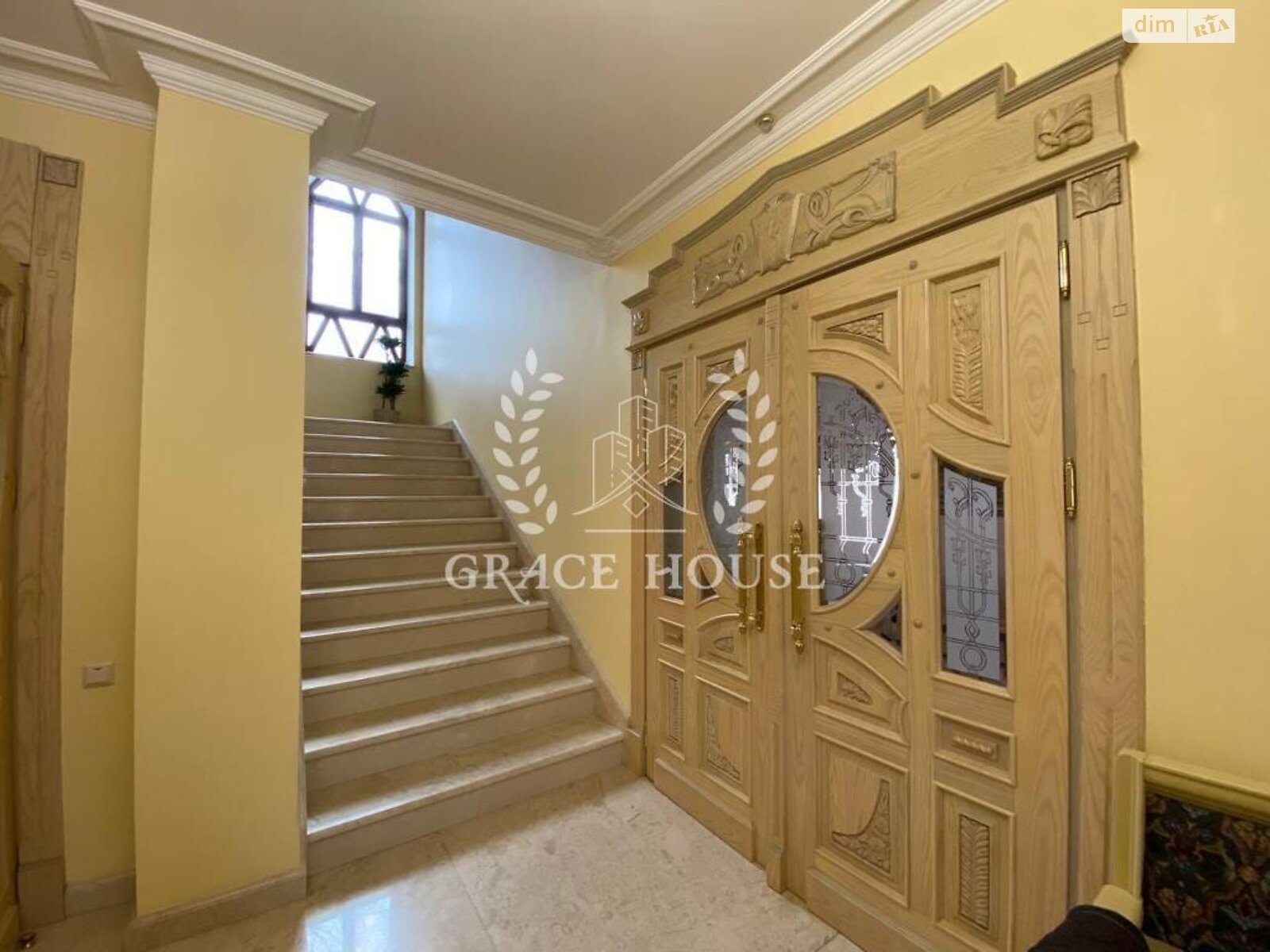 триповерховий будинок бесідка, 550 кв. м, цегла. Здається помісячно в Києві, в районі Печерський фото 1 трипроверховий будинок бесідка, 550 кв. м, цегла. Здається помісячно в Києві, в районі Печерський фото 1