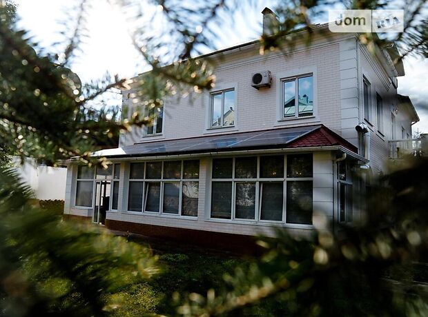 четырехэтажный дом с камином, 900 кв. м, кирпич. Сдается помесячно в Киеве, в районе Печерский фото 1 четырехэтажный дом с камином, 900 кв. м, кирпич. Сдается помесячно в Киеве, в районе Печерский фото 1