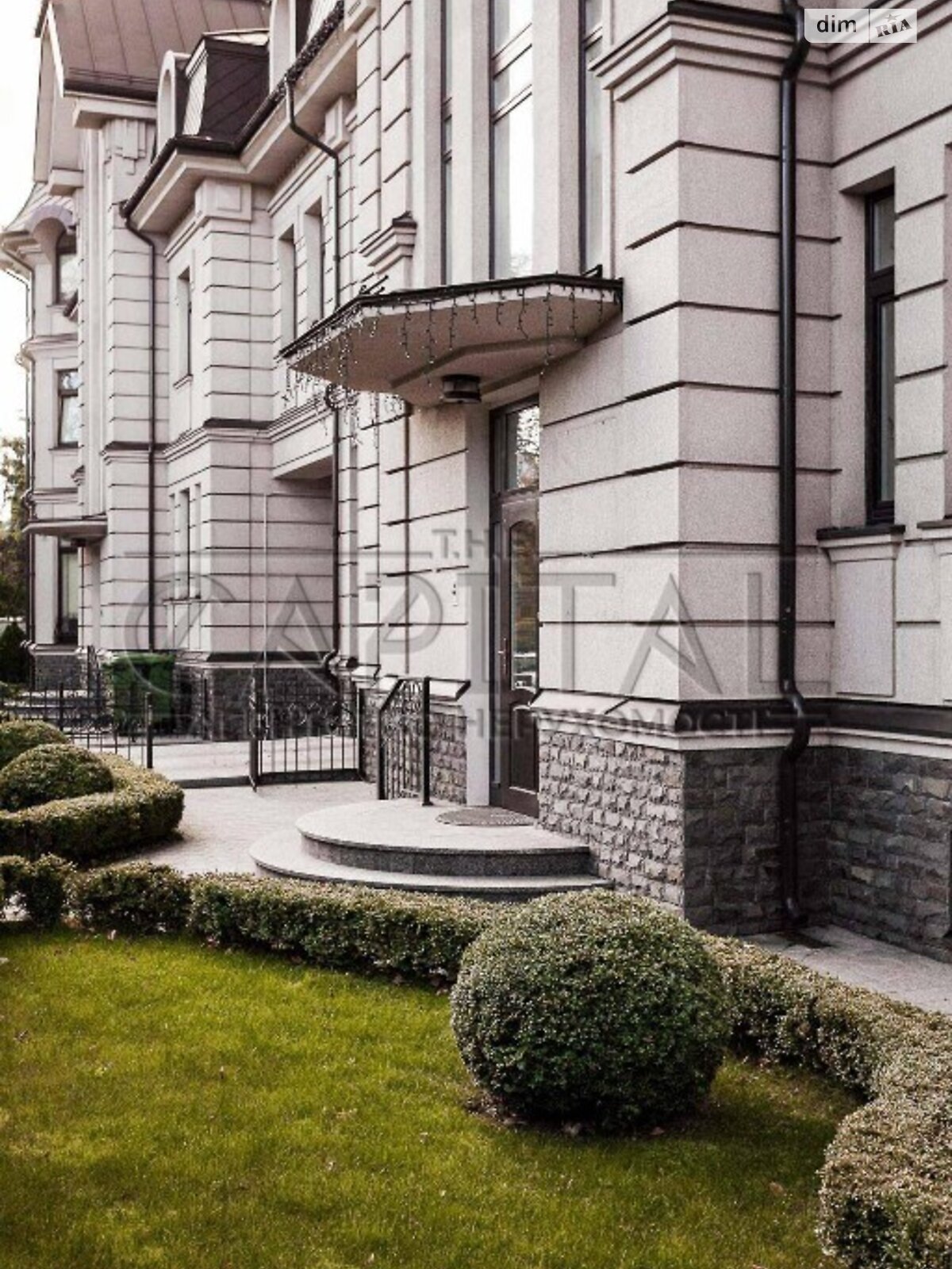 четырехэтажный дом, 500 кв. м, кирпич. Сдается помесячно в Киеве, в районе Печерский фото 1