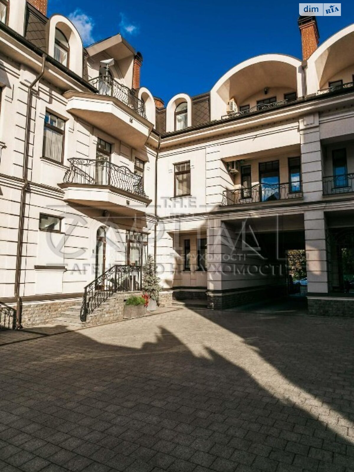 четырехэтажный дом с ремонтом, 550 кв. м, кирпич. Сдается помесячно в Киеве, в районе Печерский фото 1
