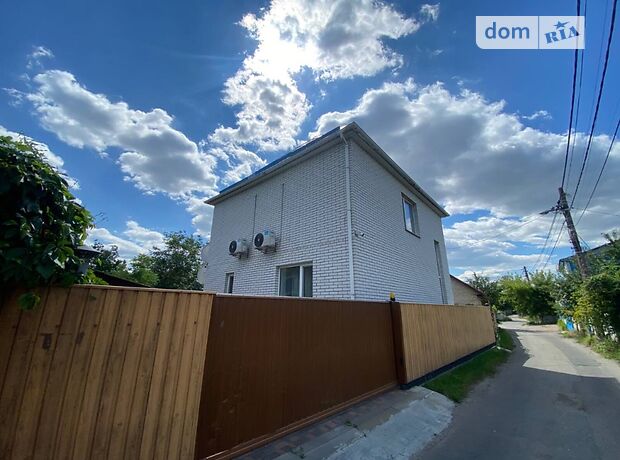 двухэтажный дом с ремонтом, 80 кв. м, кирпич. Сдается помесячно в Киеве фото 1