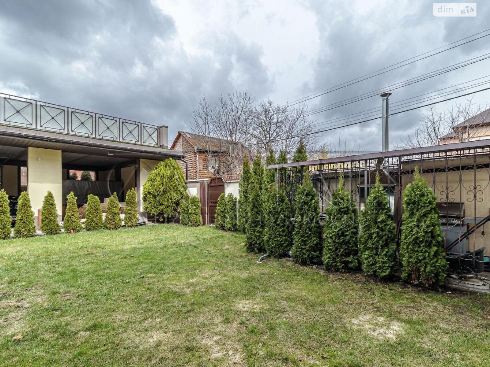 двухэтажный дом, 120 кв. м, кирпич. Сдается помесячно в Киеве, в районе Подол фото 1 двухэтажный дом, 120 кв. м, кирпич. Сдается помесячно в Киеве, в районе Подол фото 1