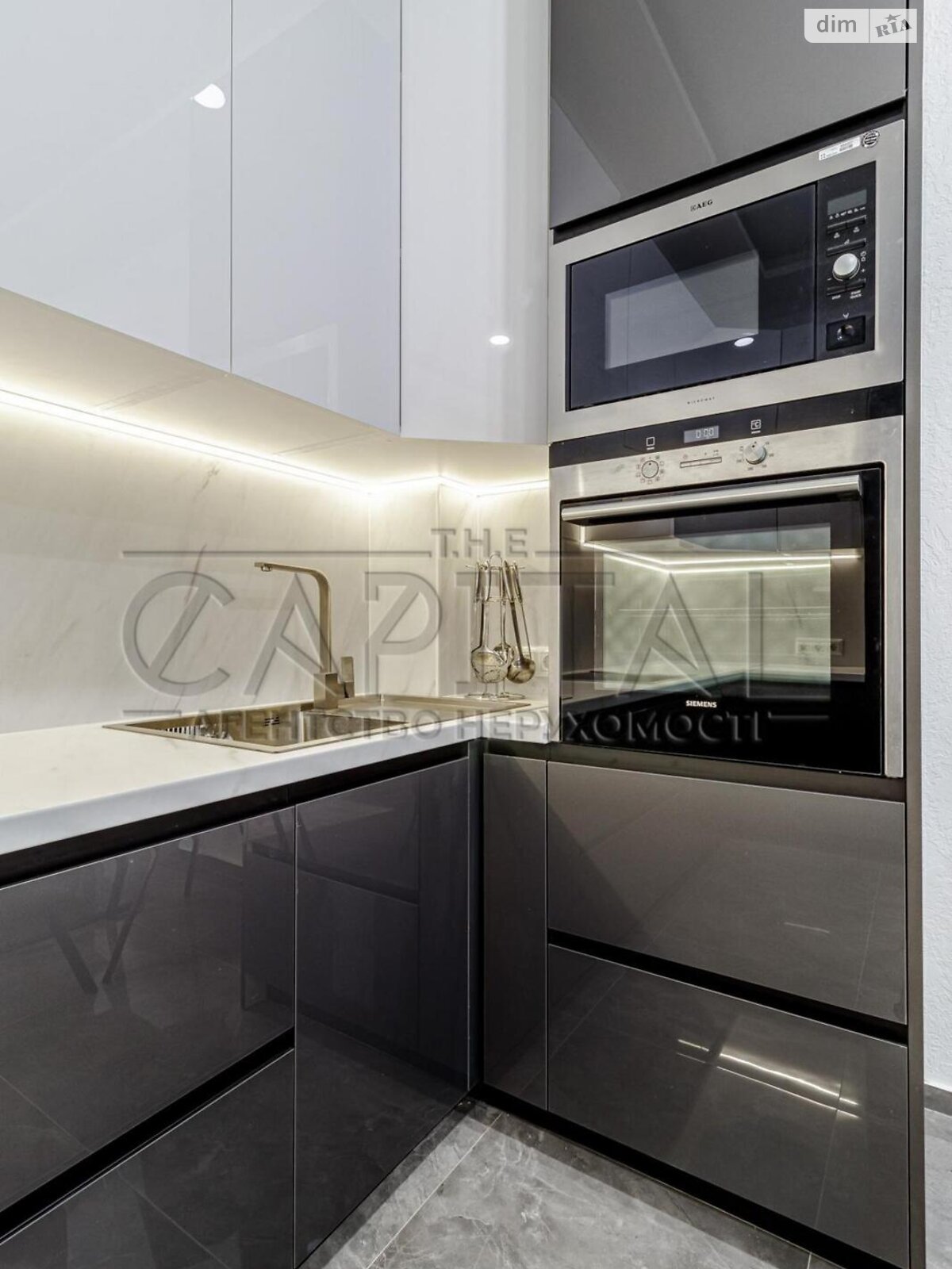 двухэтажный дом, 120 кв. м, кирпич. Сдается помесячно в Киеве, в районе Подол фото 1 двухэтажный дом, 120 кв. м, кирпич. Сдается помесячно в Киеве, в районе Подол фото 1