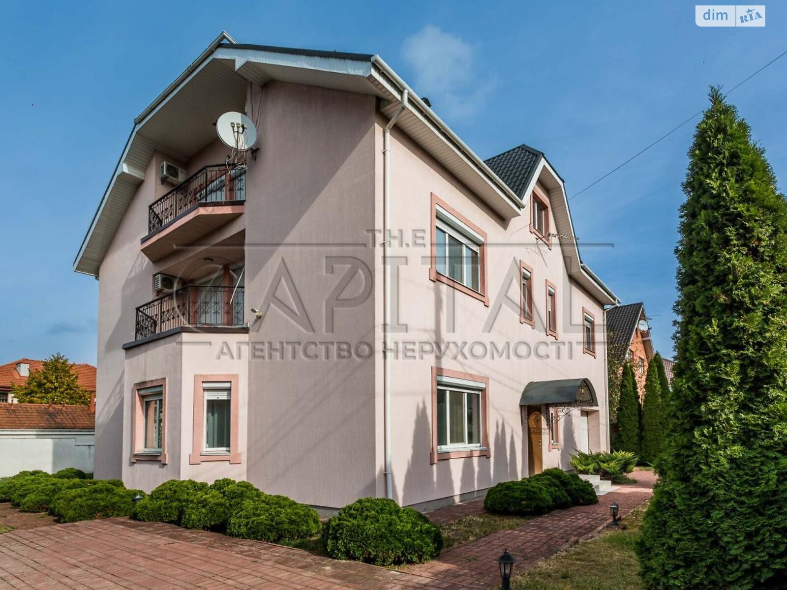 трехэтажный дом с гаражом, 500 кв. м, кирпич. Сдается помесячно в Киеве, в районе Подольский фото 1