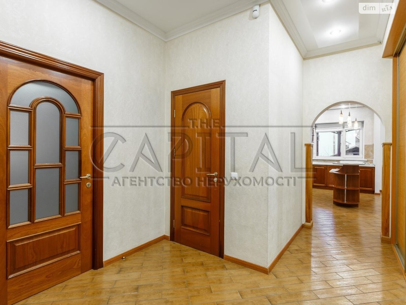 двоповерховий будинок з гаражем, 198 кв. м, цегла. Здається помісячно в Києві фото 1