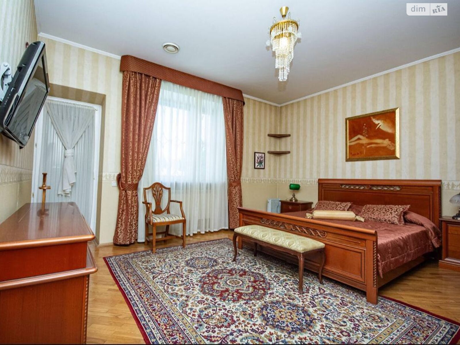 двухэтажный дом с гаражом, 349.4 кв. м, кирпич. Сдается помесячно в Киеве, в районе Поселок Шевченко фото 1 двухэтажный дом с гаражом, 349.4 кв. м, кирпич. Сдается помесячно в Киеве, в районе Поселок Шевченко фото 1