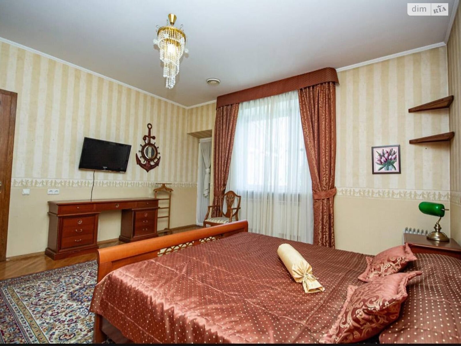 двухэтажный дом с гаражом, 349.4 кв. м, кирпич. Сдается помесячно в Киеве, в районе Поселок Шевченко фото 1 двухэтажный дом с гаражом, 349.4 кв. м, кирпич. Сдается помесячно в Киеве, в районе Поселок Шевченко фото 1