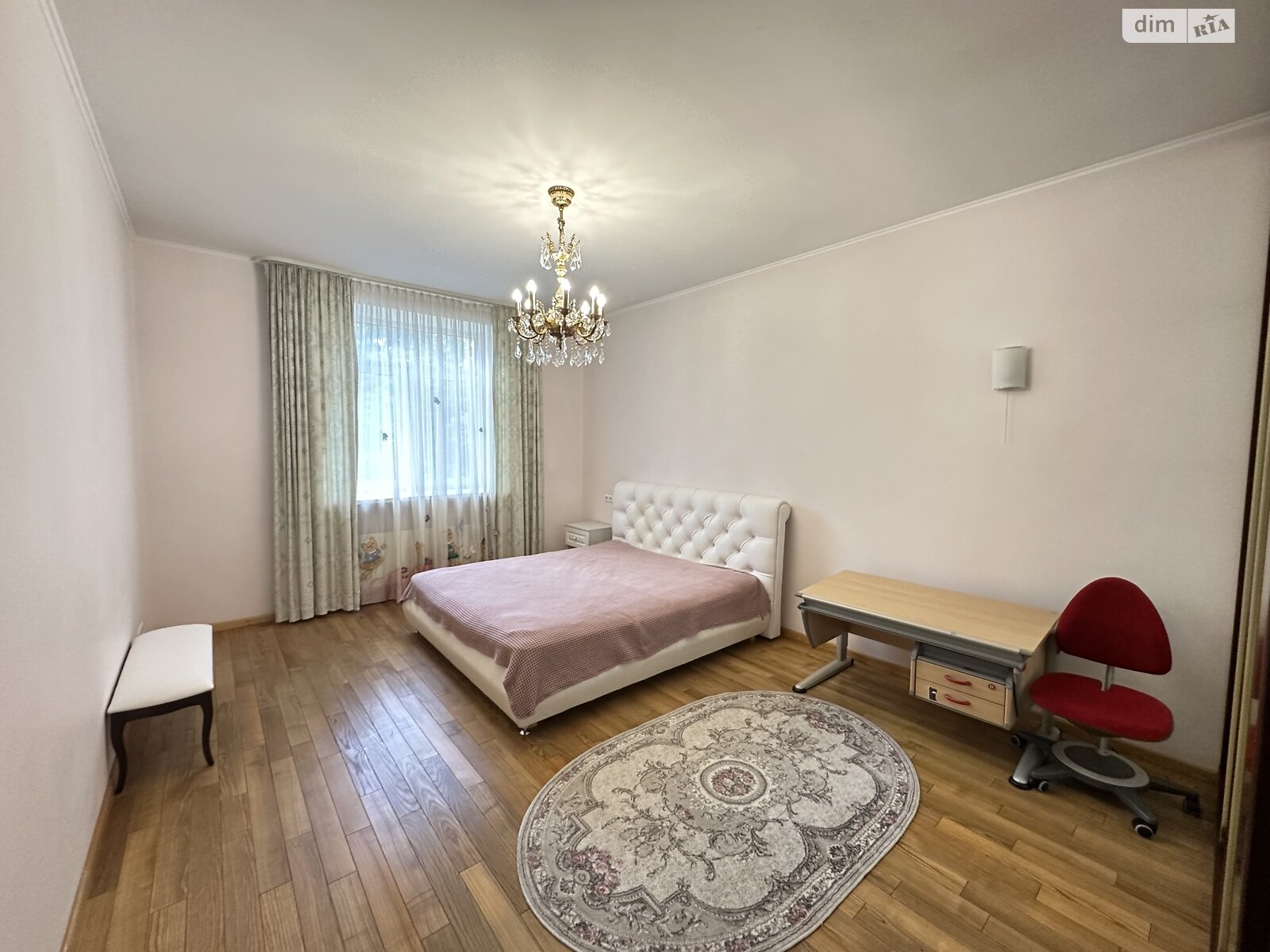 трехэтажный дом с гаражом, 312.8 кв. м, кирпич. Сдается помесячно в Киеве, в районе Пуща-Водица фото 1 трехэтажный дом с гаражом, 312.8 кв. м, кирпич. Сдается помесячно в Киеве, в районе Пуща-Водица фото 1