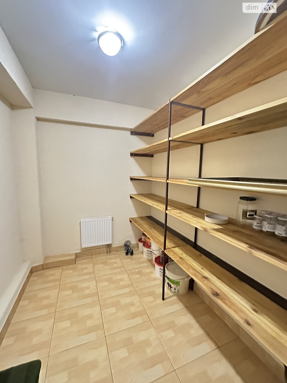 трехэтажный дом с гаражом, 312.8 кв. м, кирпич. Сдается помесячно в Киеве, в районе Пуща-Водица фото 1 трехэтажный дом с гаражом, 312.8 кв. м, кирпич. Сдается помесячно в Киеве, в районе Пуща-Водица фото 1