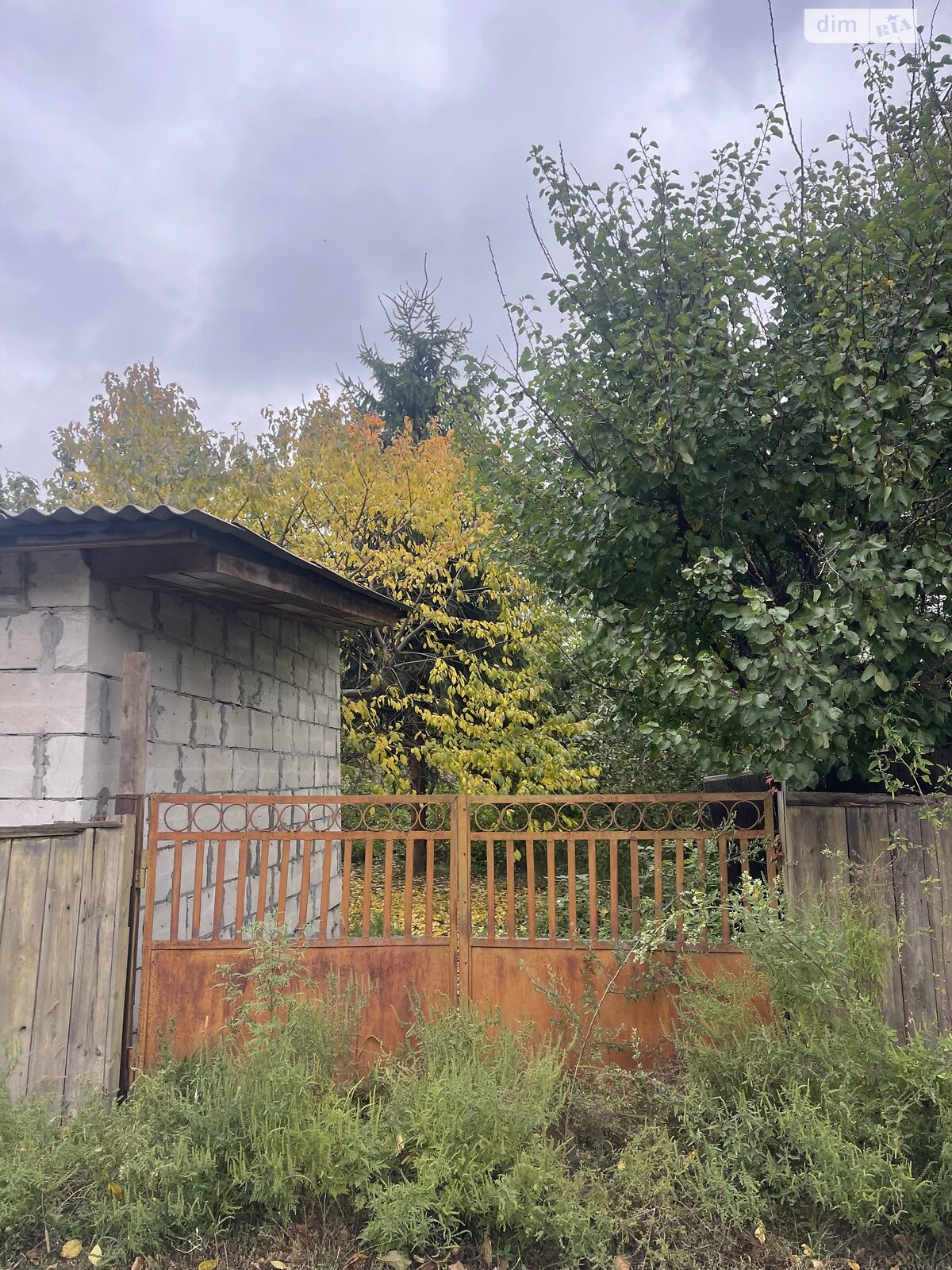 одноповерховий будинок з гаражем, 95 кв. м, цегла. Здається помісячно в Києві, в районі Саперна Слобідка фото 1 однопроверховий будинок з гаражем, 95 кв. м, цегла. Здається помісячно в Києві, в районі Саперна Слобідка фото 1