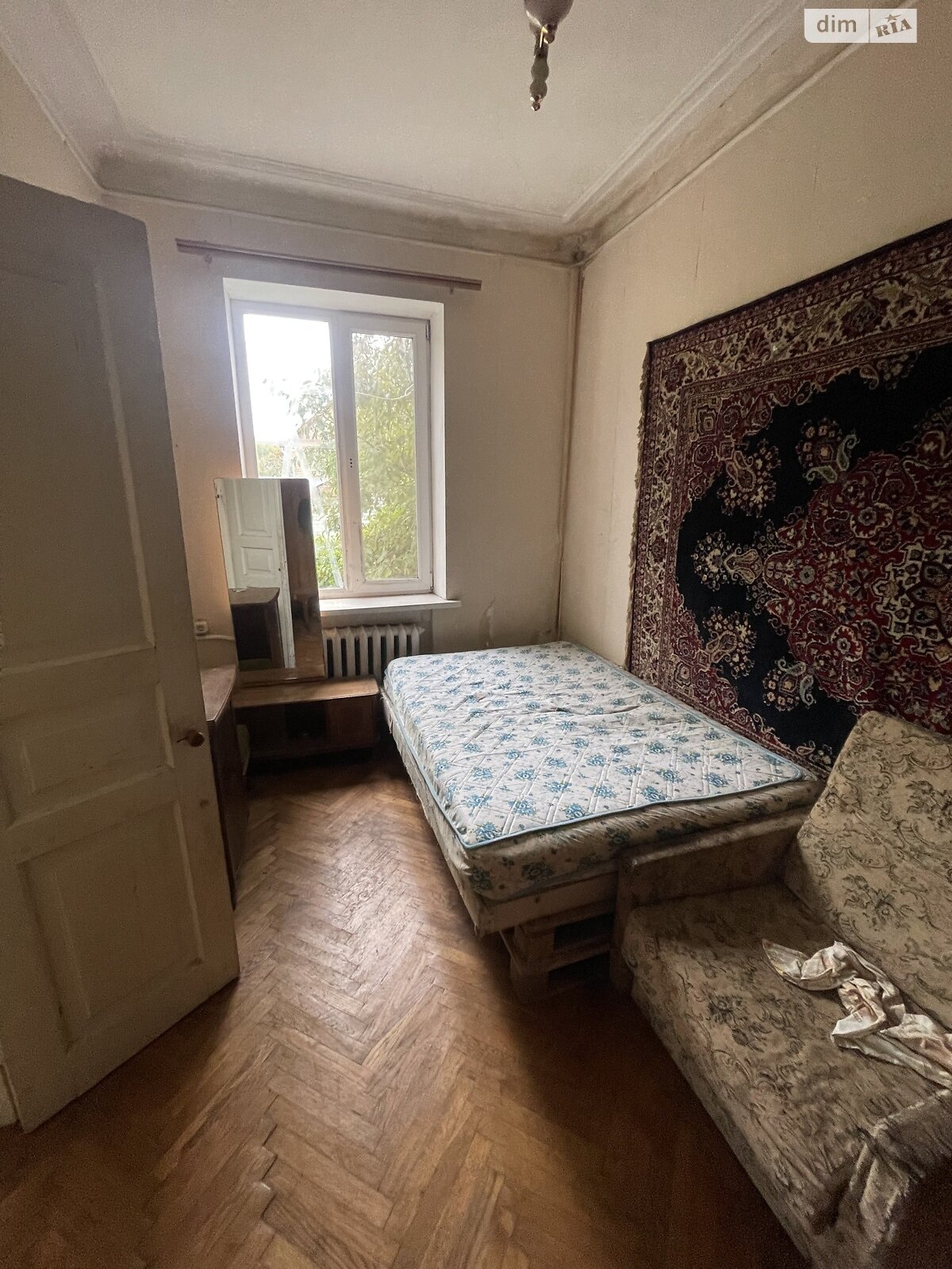 одноповерховий будинок з гаражем, 95 кв. м, цегла. Здається помісячно в Києві, в районі Саперна Слобідка фото 1 однопроверховий будинок з гаражем, 95 кв. м, цегла. Здається помісячно в Києві, в районі Саперна Слобідка фото 1