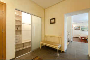 триповерховий будинок з балконом, 416 кв. м, цегла. Здається помісячно в Києві, в районі Саперне Поле фото 2 трипроверховий будинок з балконом, 416 кв. м, цегла. Здається помісячно в Києві, в районі Саперне Поле фото 2