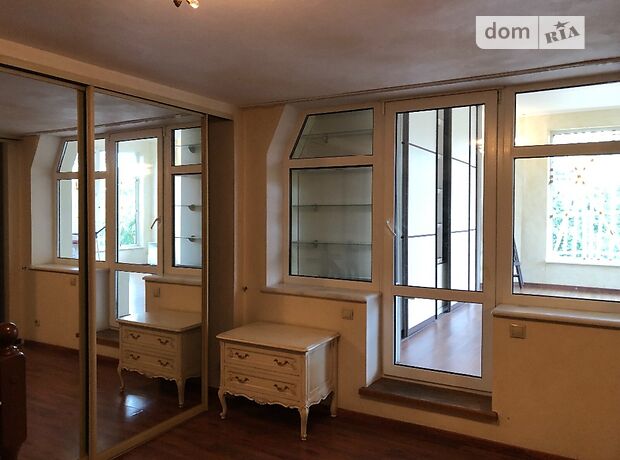 двоповерховий будинок, 120 кв. м, цегла. Здається помісячно в Києві, в районі Шевченківський фото 1 двопроверховий будинок, 120 кв. м, цегла. Здається помісячно в Києві, в районі Шевченківський фото 1