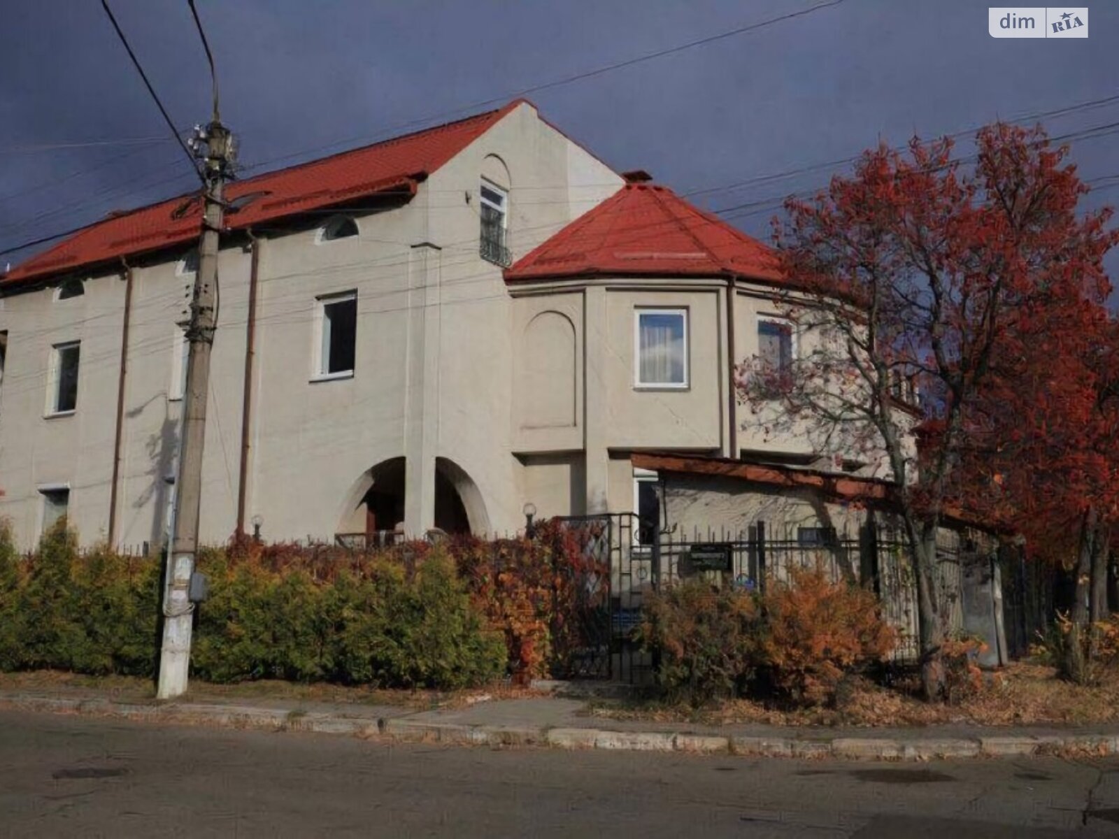 трехэтажный дом, 1000 кв. м, кирпич. Сдается помесячно в Киеве, в районе Шевченковский фото 1